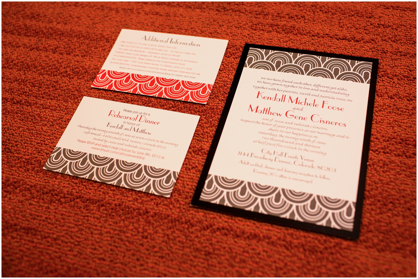picture of a wedding invitation
