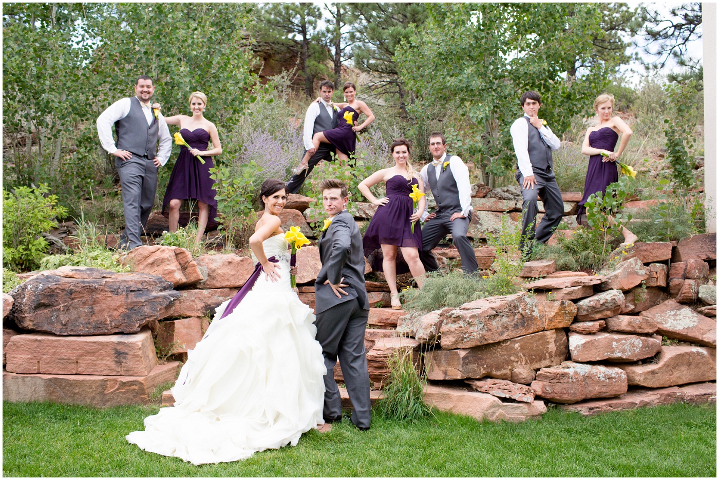 picture of bridal party at lionscrest manor wedding