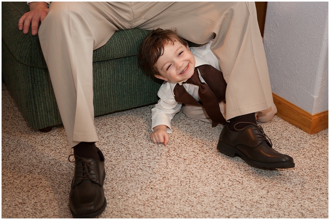 picture of groom getting ready