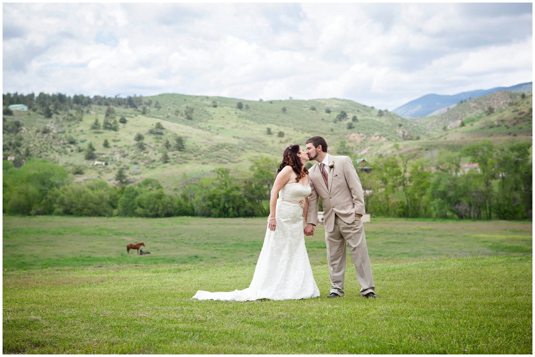 picture of Loveland farm wedding