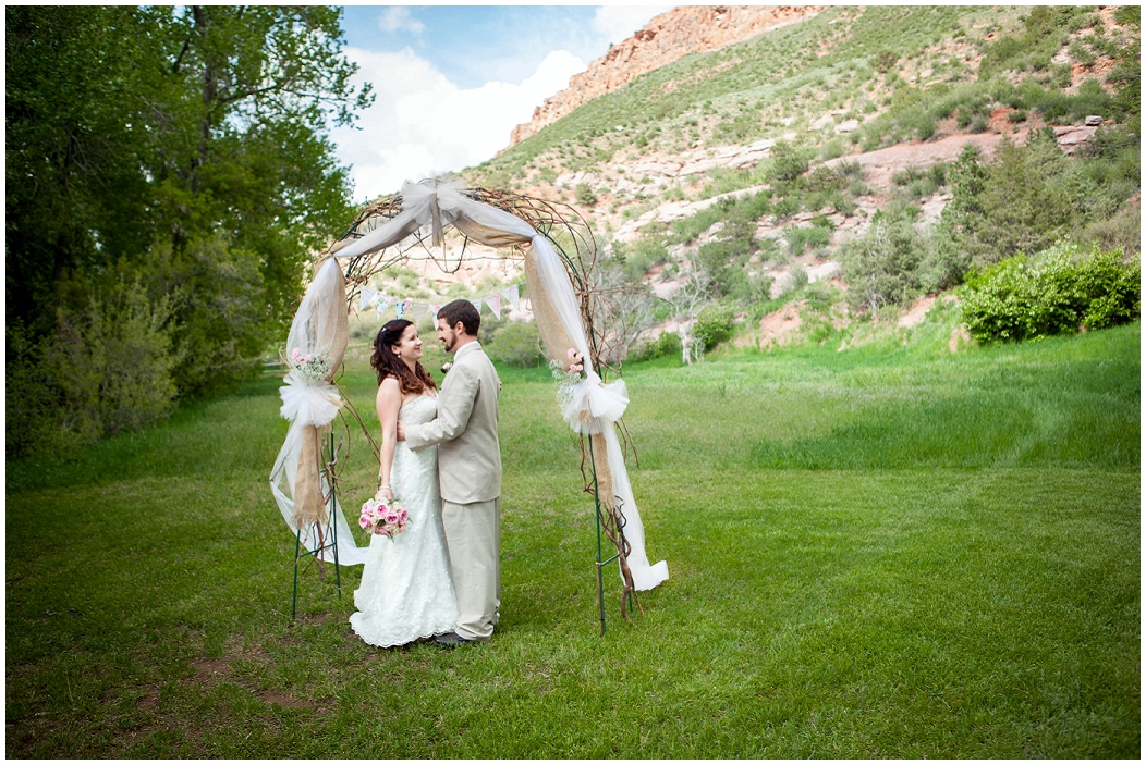 picture of rustic Colorado wedding