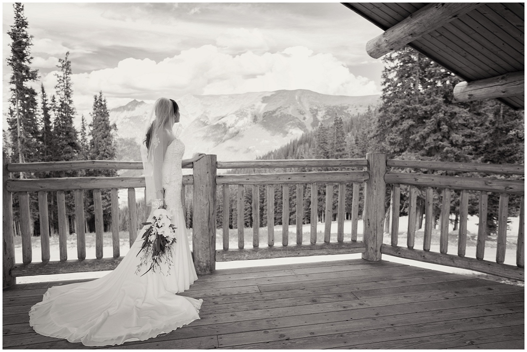 picture of copper mountain wedding 