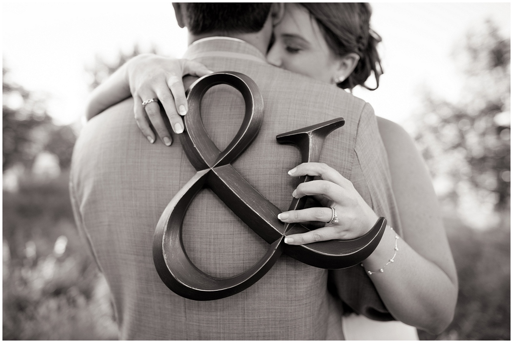 picture of wedding ampersand 