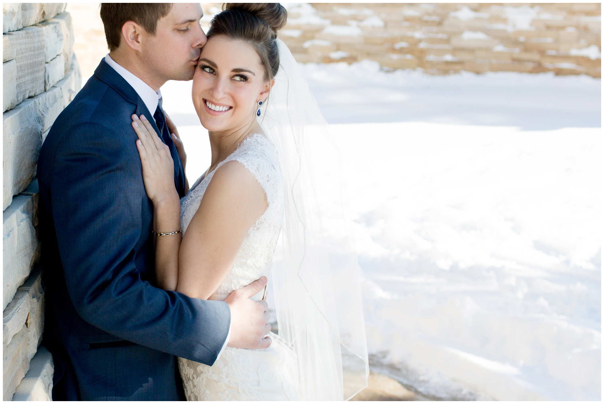 picture of snowy wedding in Colorado 