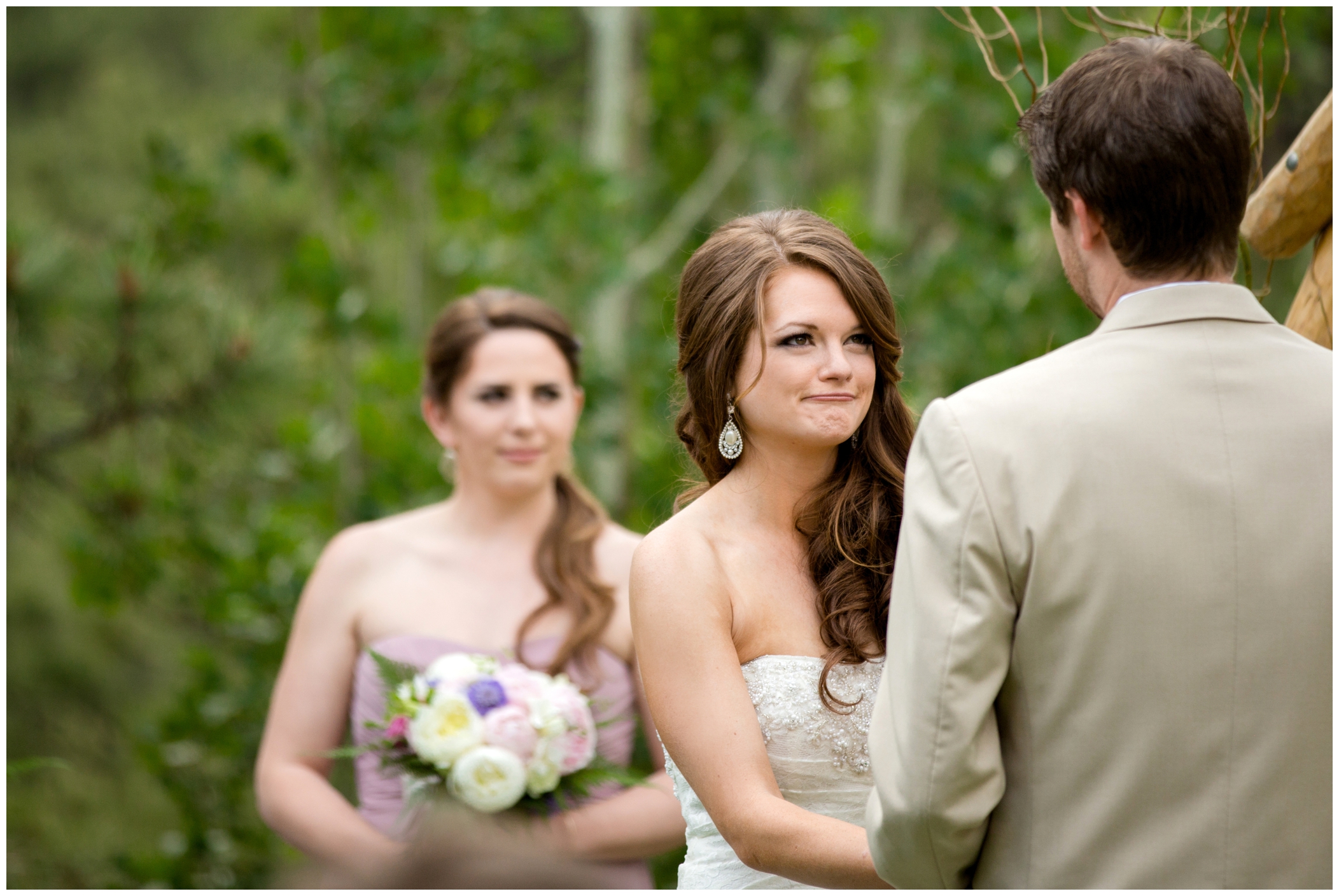 picture of bride reading vows 