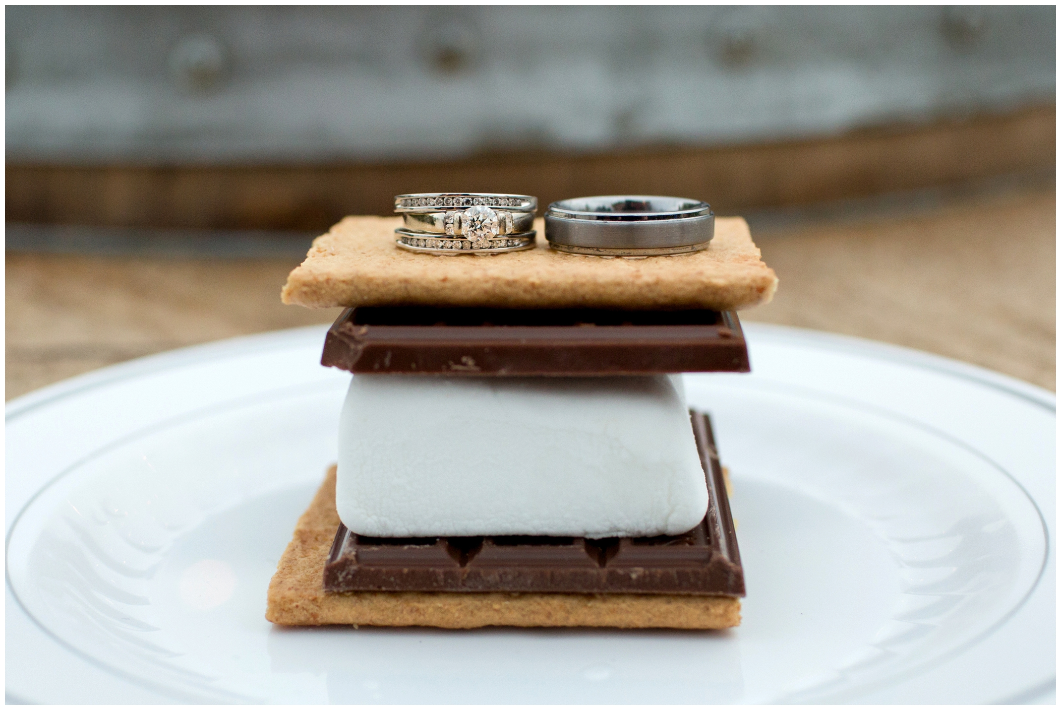 picture of wedding rings on smores