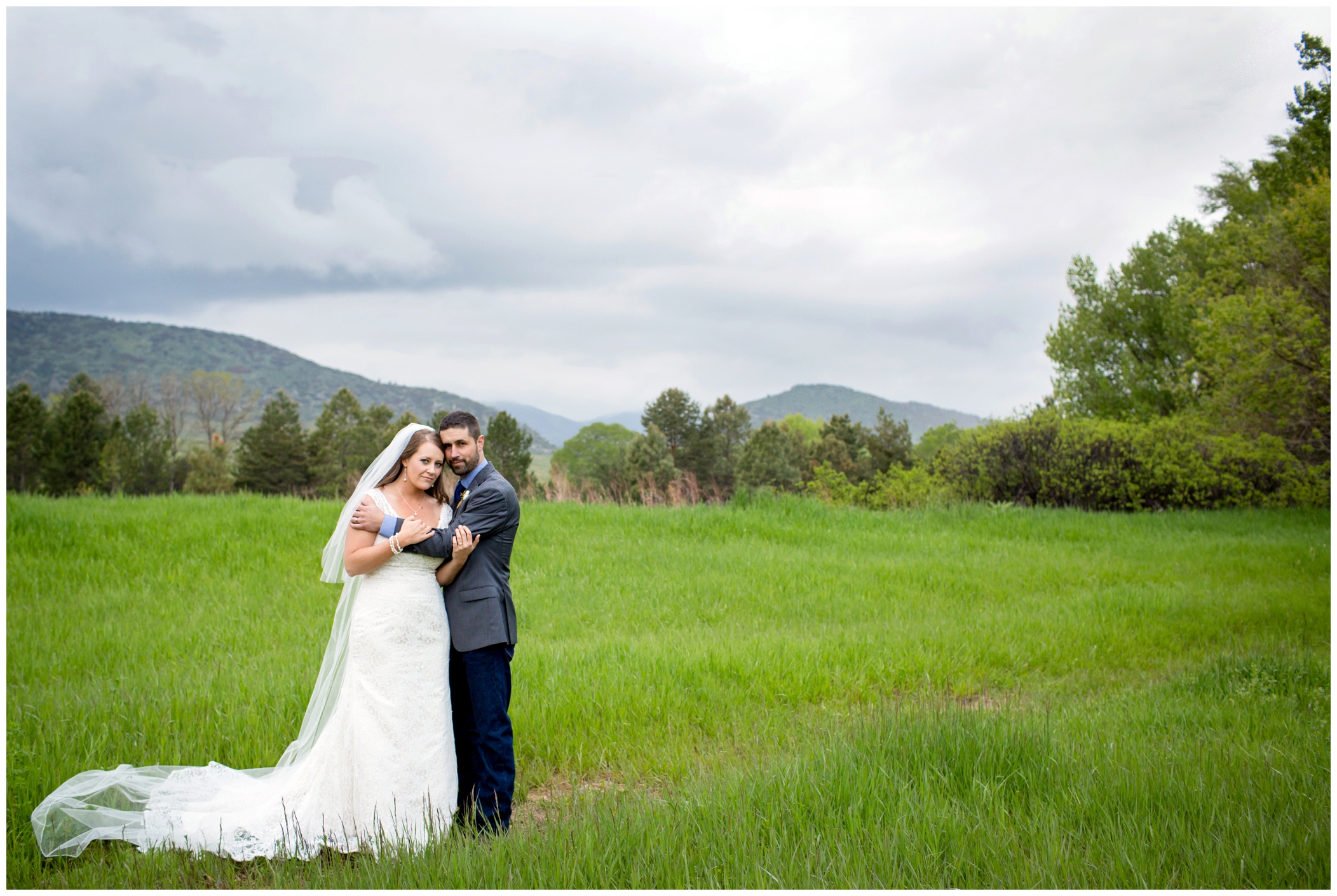 picture of Colorado outdoor wedding