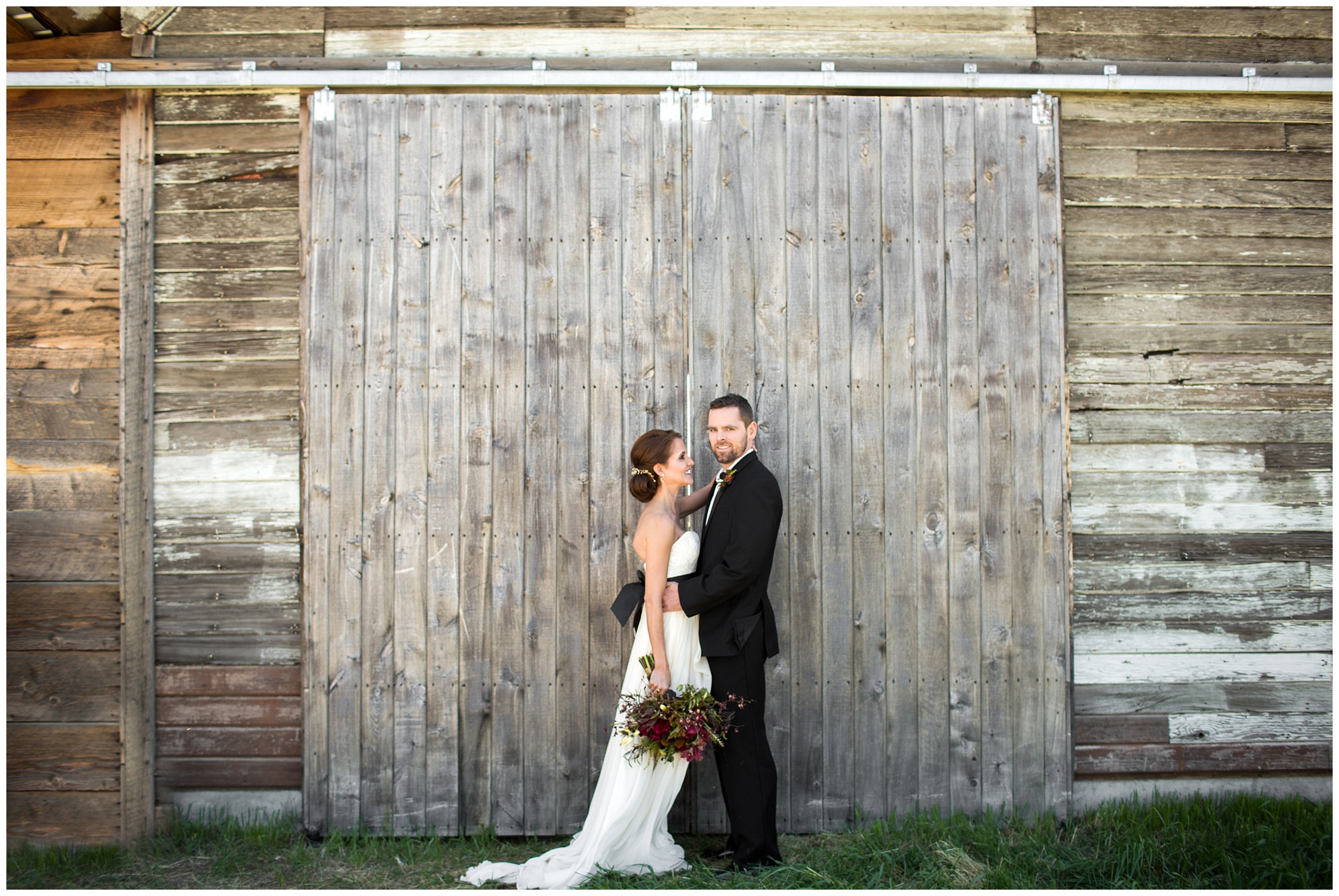 picture of Colorado barn wedding 