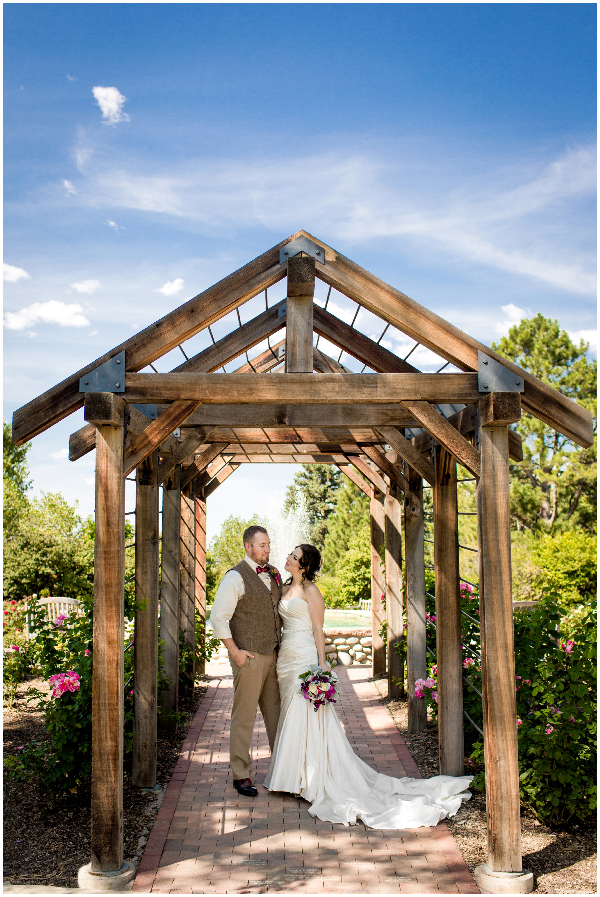 Hudson Gardens wedding photos by Colorado photographer Plum Pretty Photography