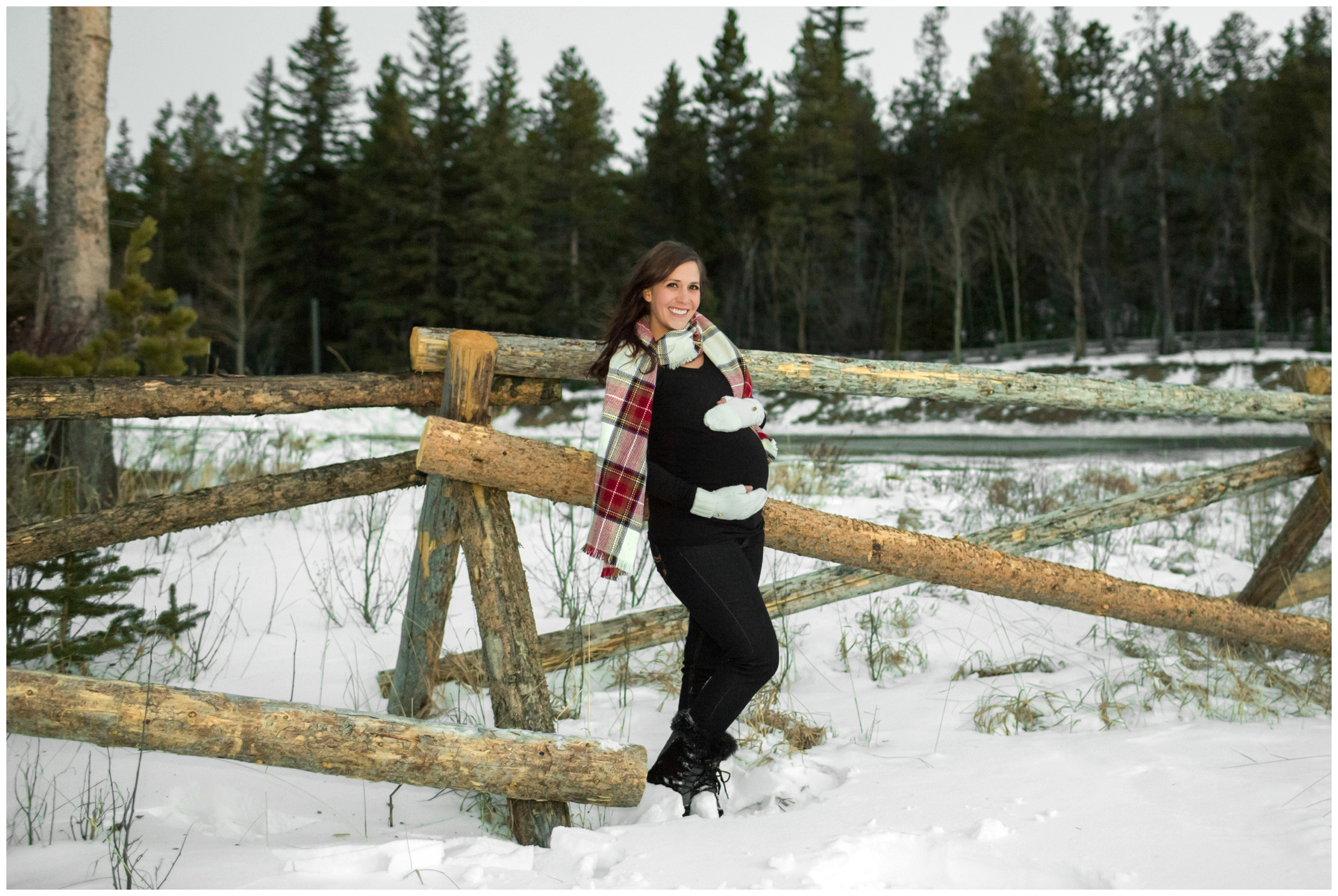 winter photography by Colorado maternity photographer Plum Pretty Photography 