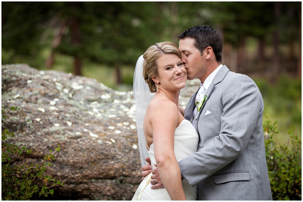 picture of bride and groom at colorado mountain wedding