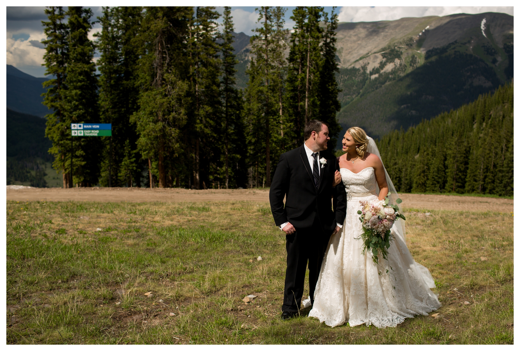 Colorado mountain wedding photos by Plum Pretty Photography 
