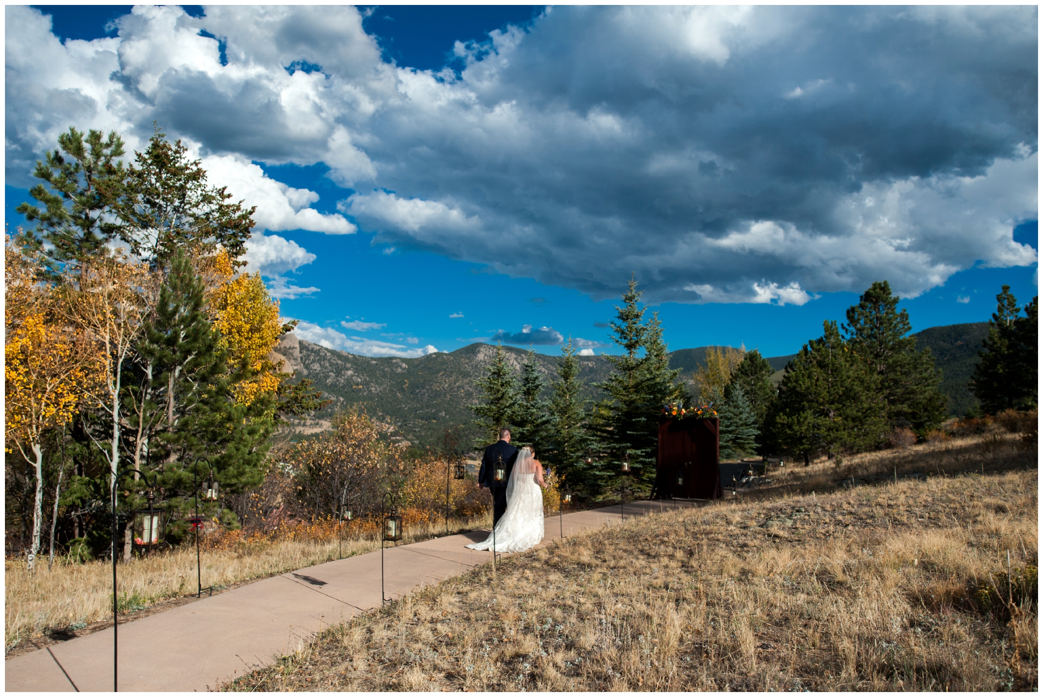 Estes Park wedding photos by Plum Pretty Photography