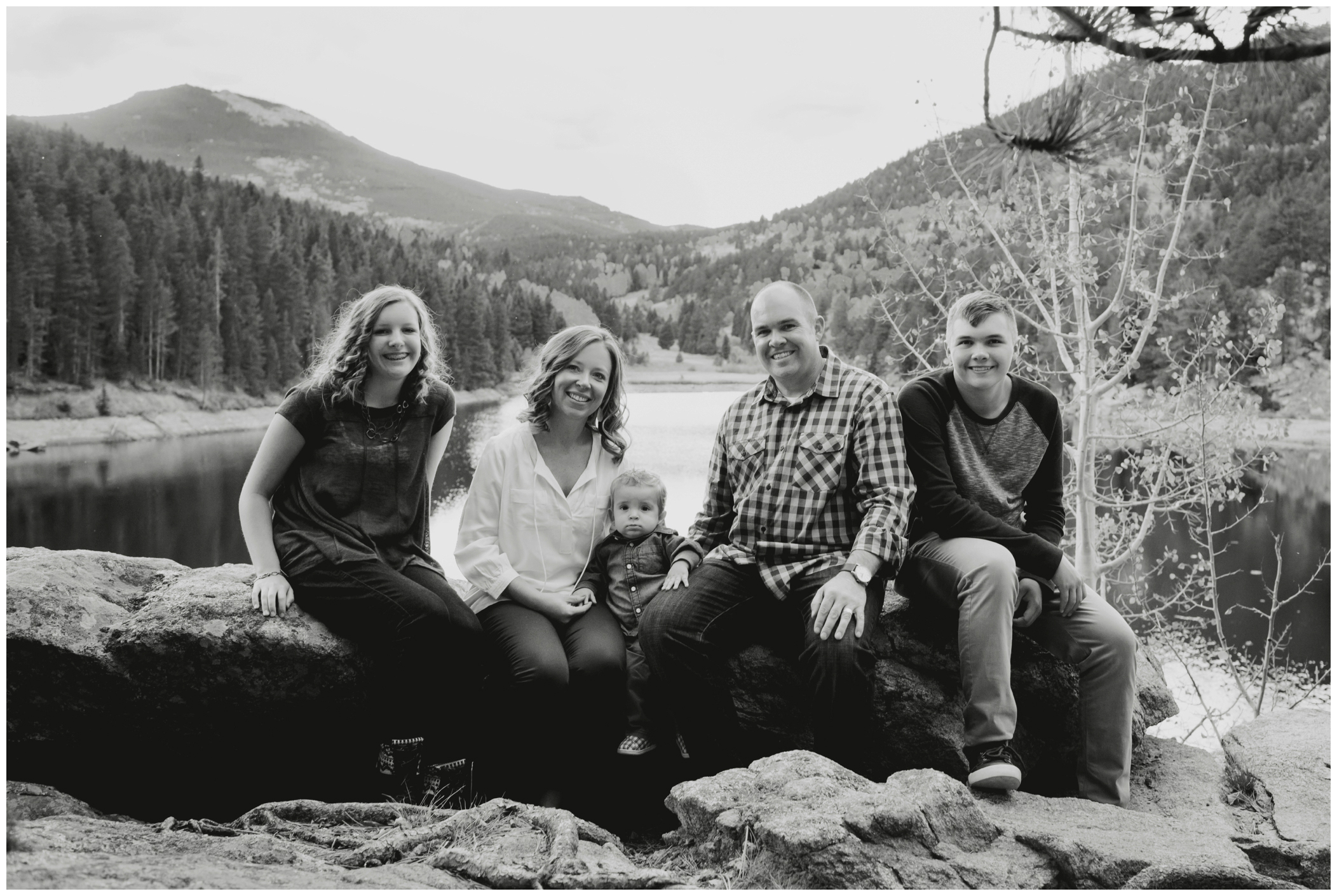 Colorado lake family photos