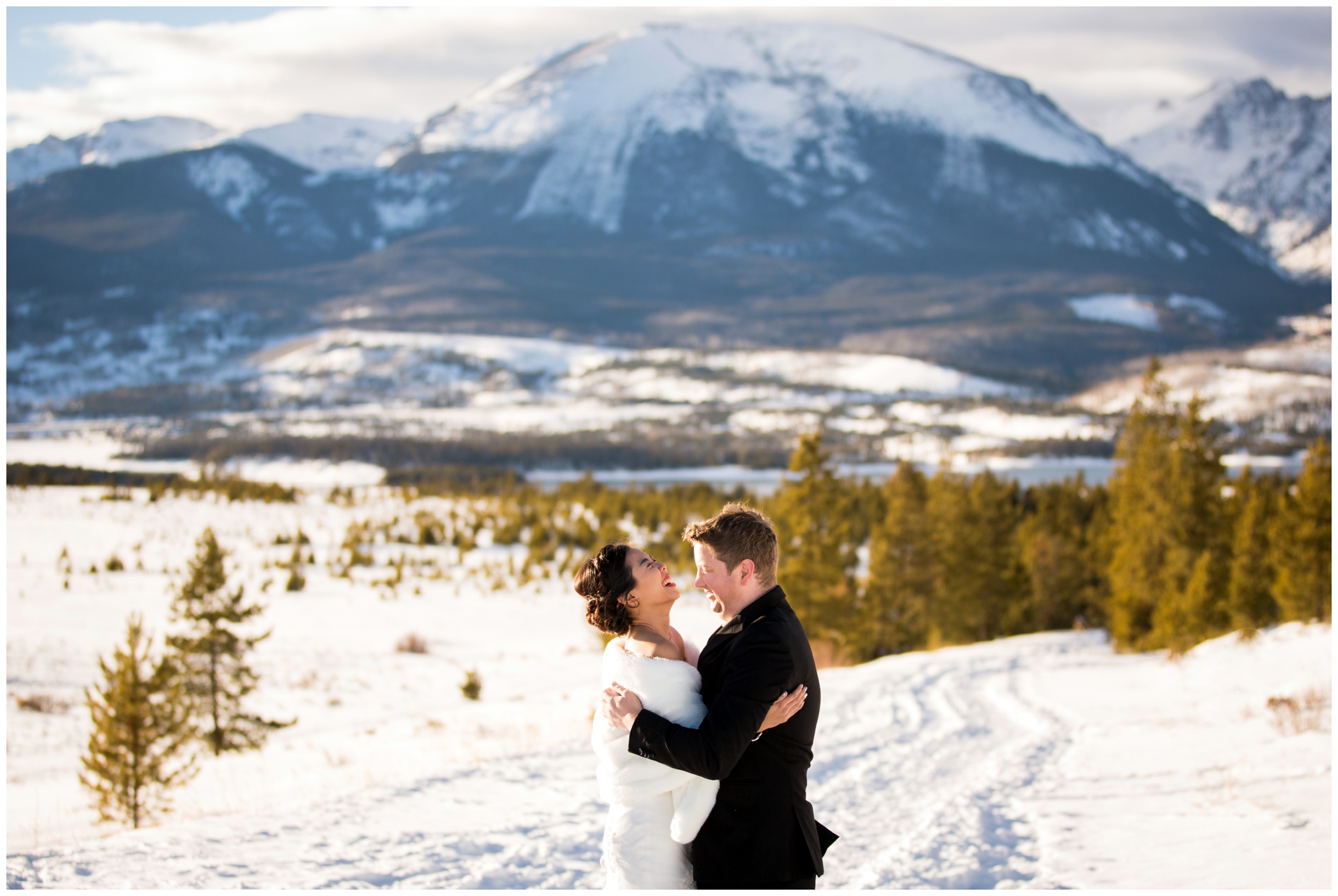 Colorado winter wedding photos by Breckenridge wedding photographer Plum Pretty Photography