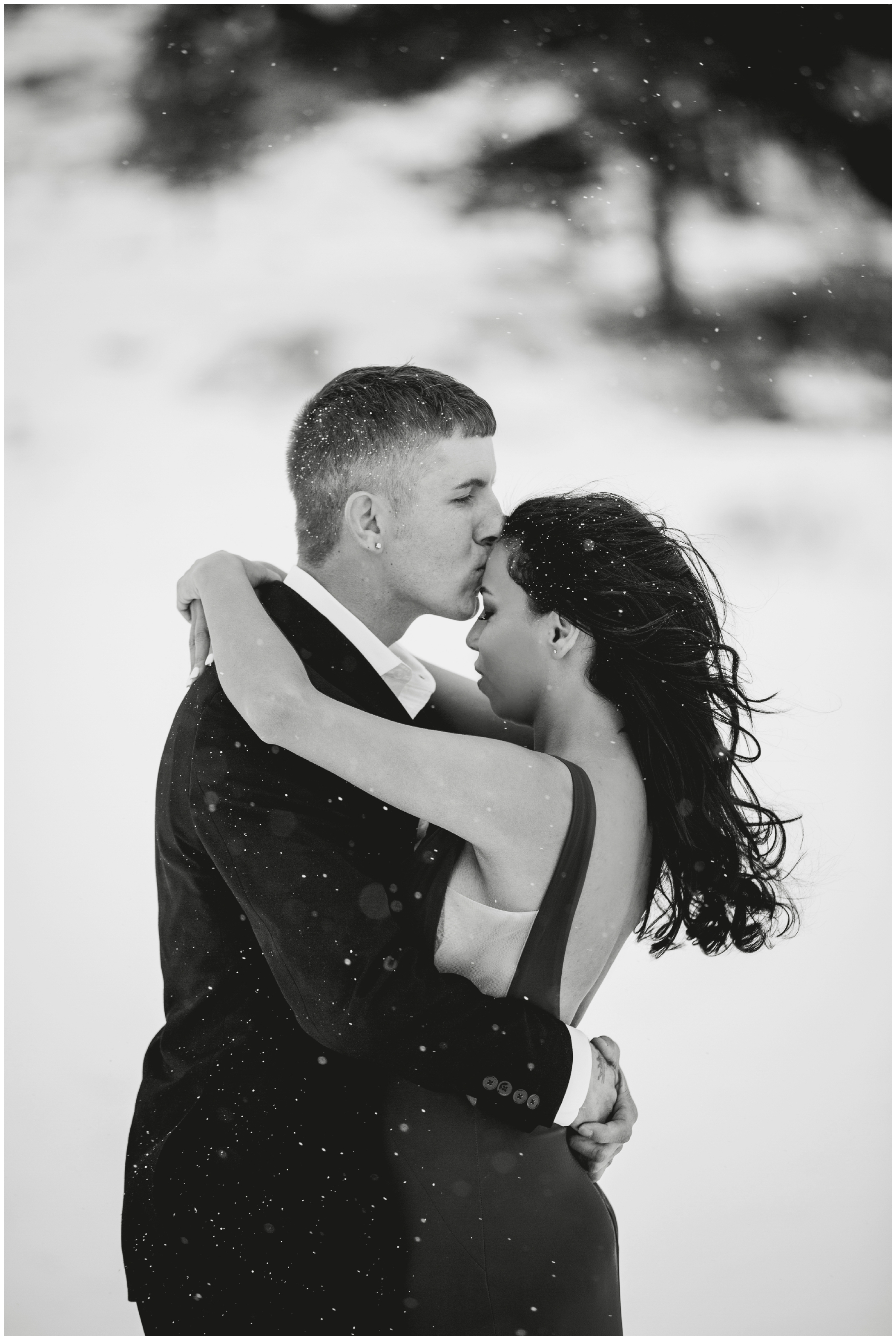 Colorado snowy engagement photography 