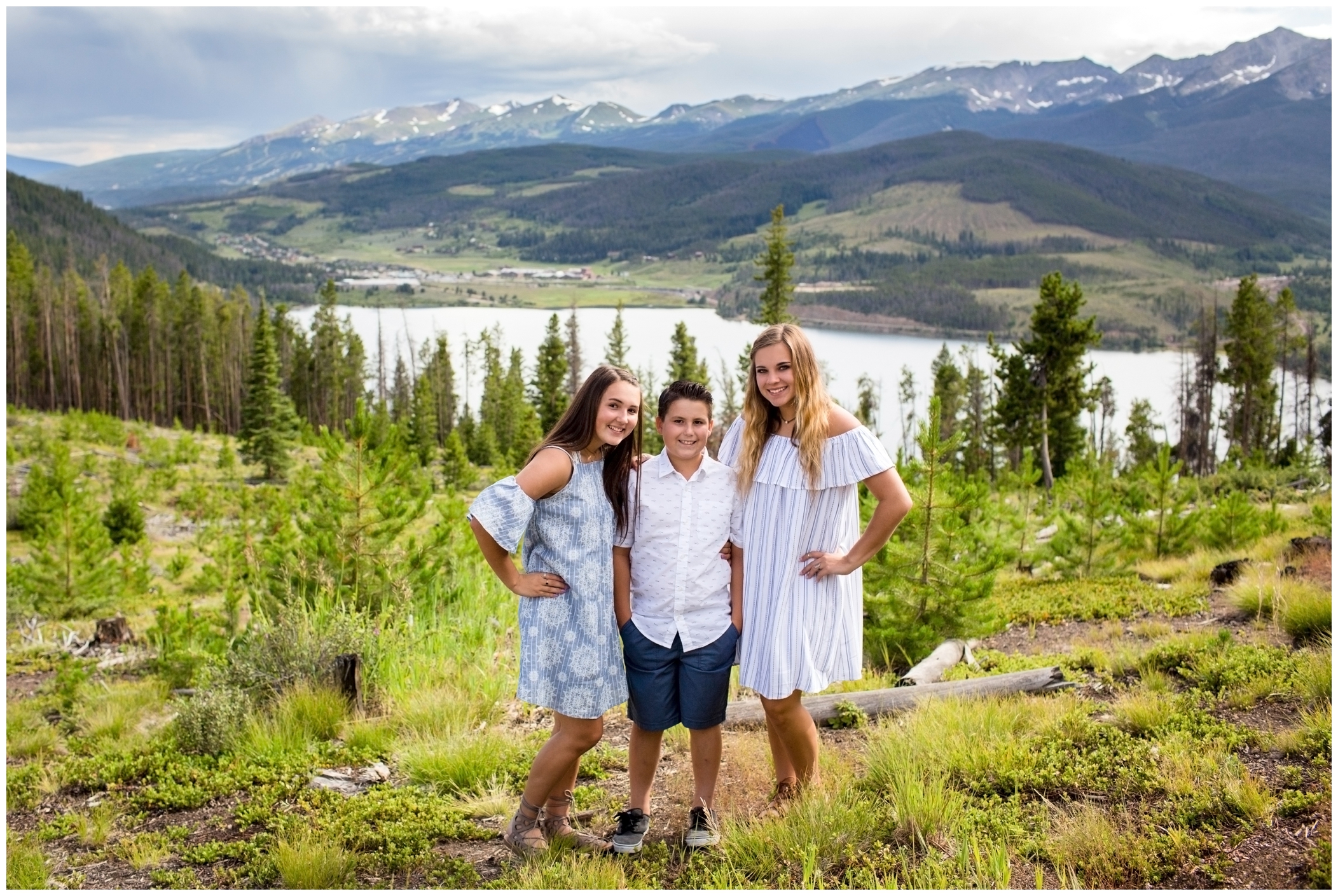 Breckenridge Colorado family portraits by Plum Pretty Photo 