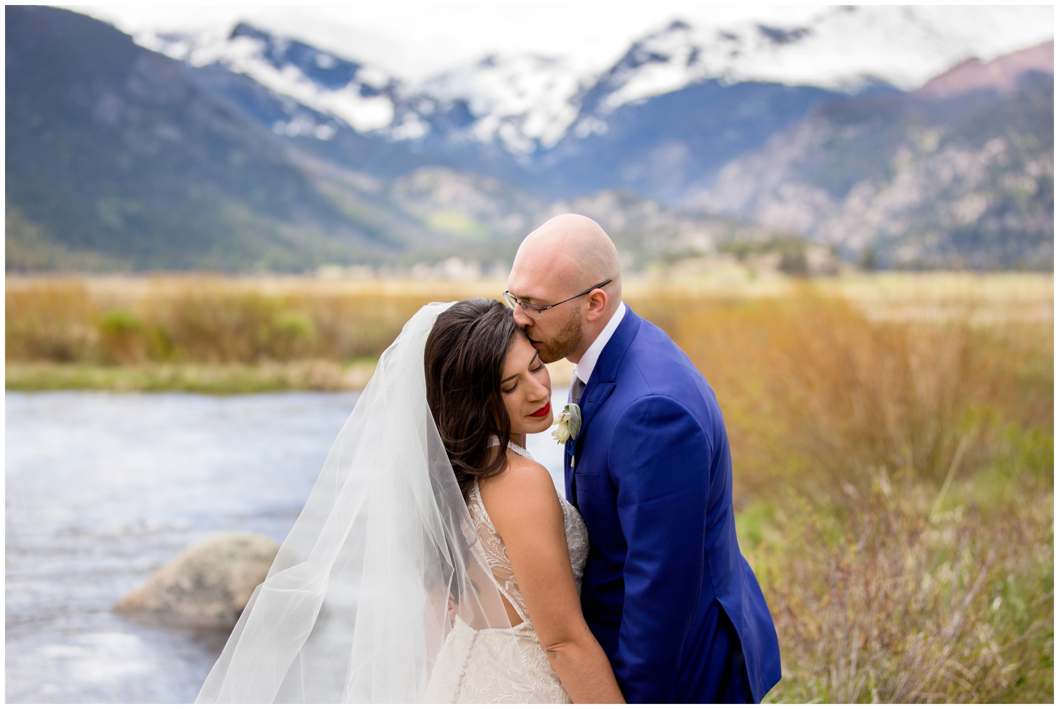 Marys Lake Lodge wedding photos by Estes Park photographer Plum Pretty Photography 