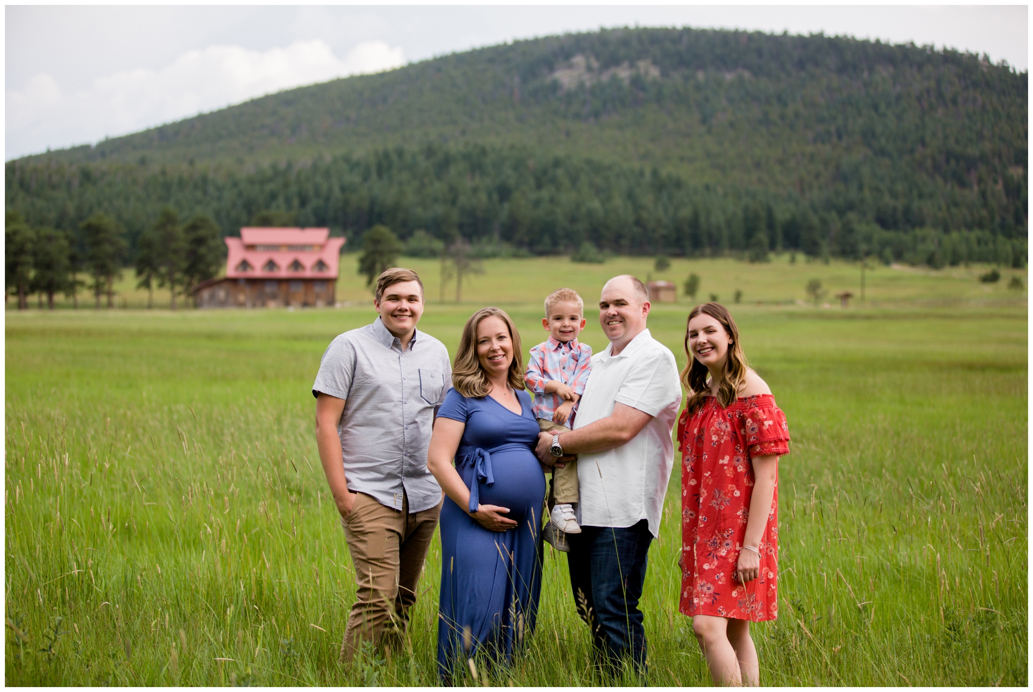 Evergreen Colorado family maternity pictures at Alderfer/Three Sisters Park by portrait photographer Plum Pretty Photography
