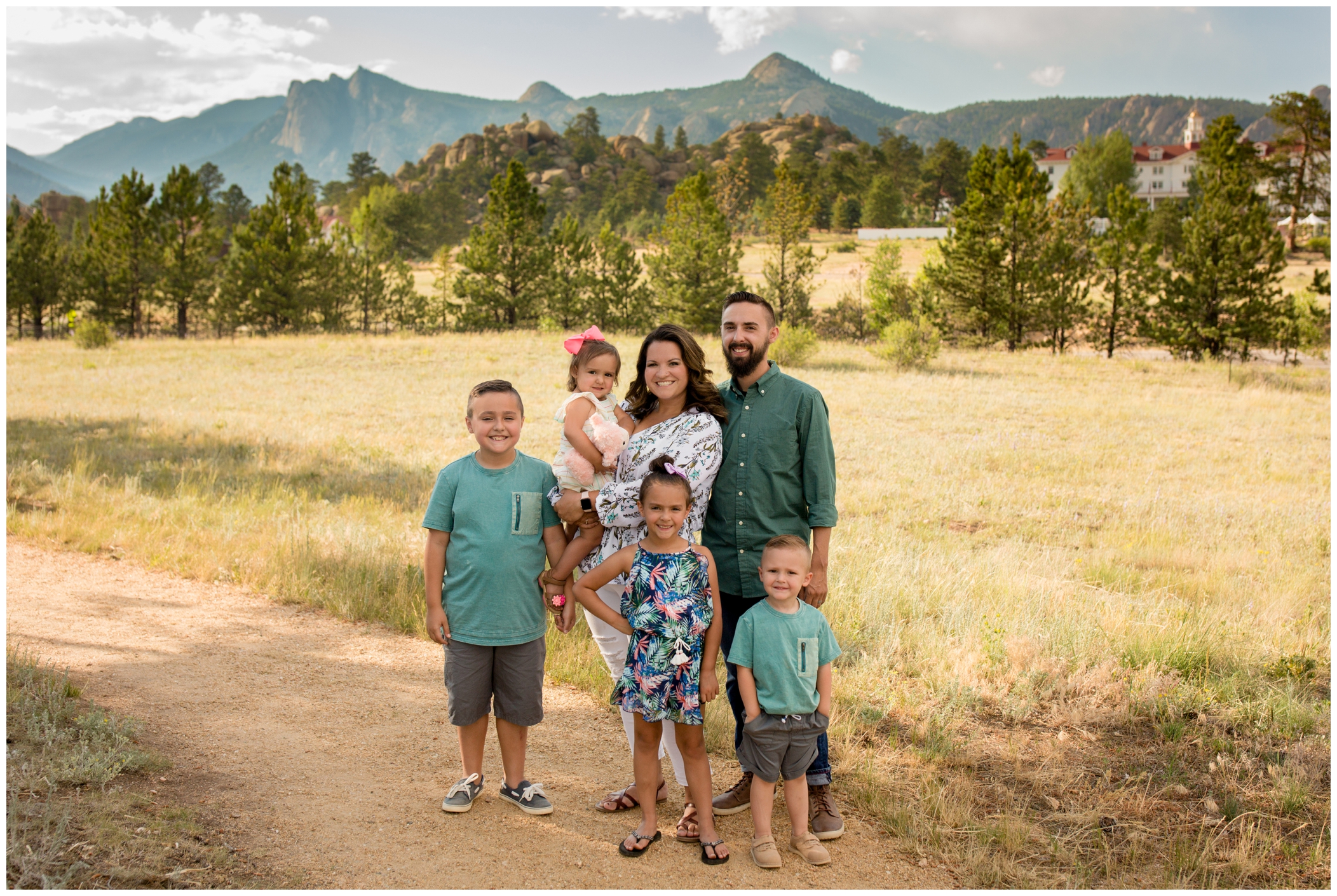 Estes Park family pictures at Knoll Willows Open Space outside RMNP by Colorado portrait photographer Plum Pretty Photography