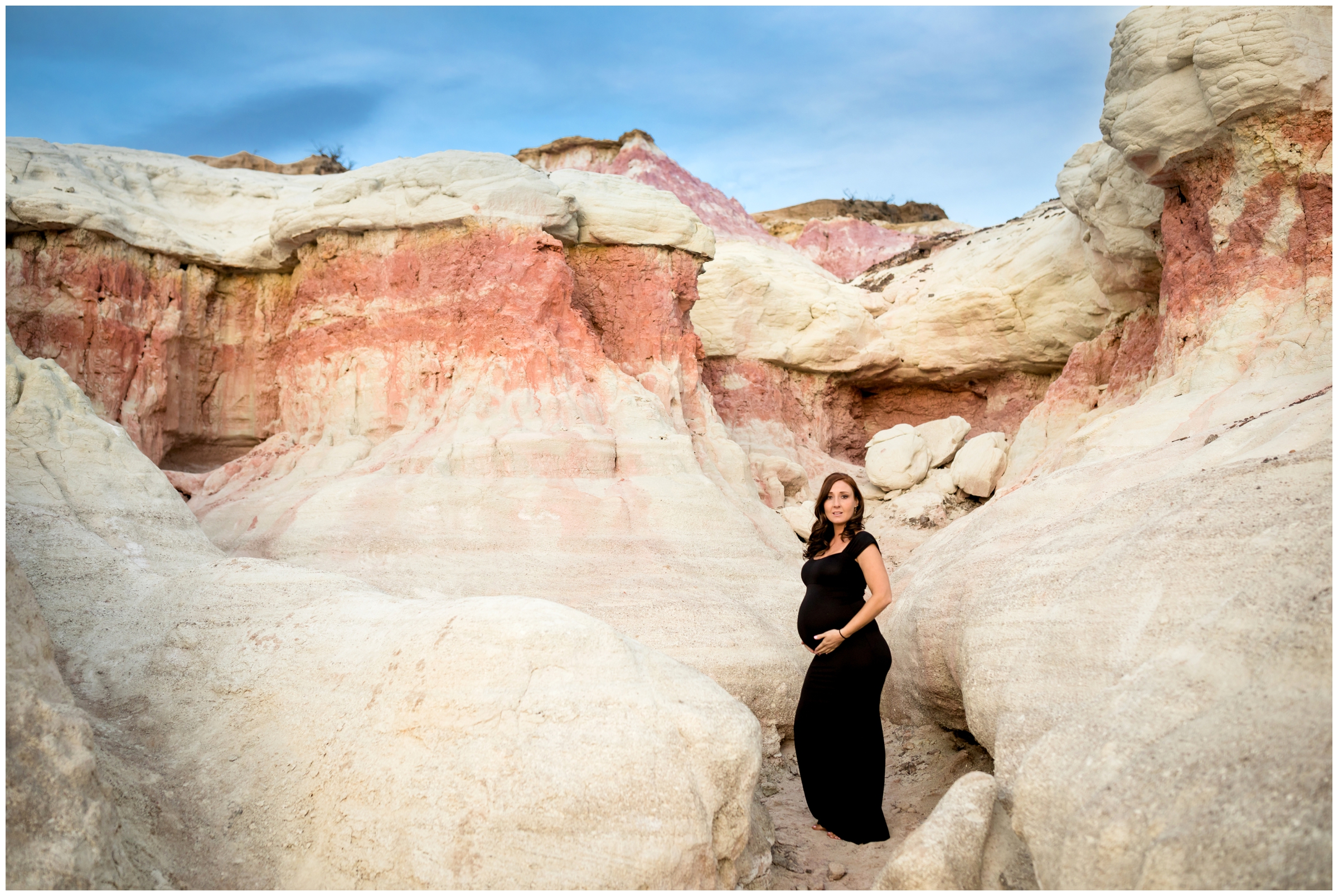 Paint Mines Colorado photos of pregnant mother by CO maternity photographer Plum Pretty Photography