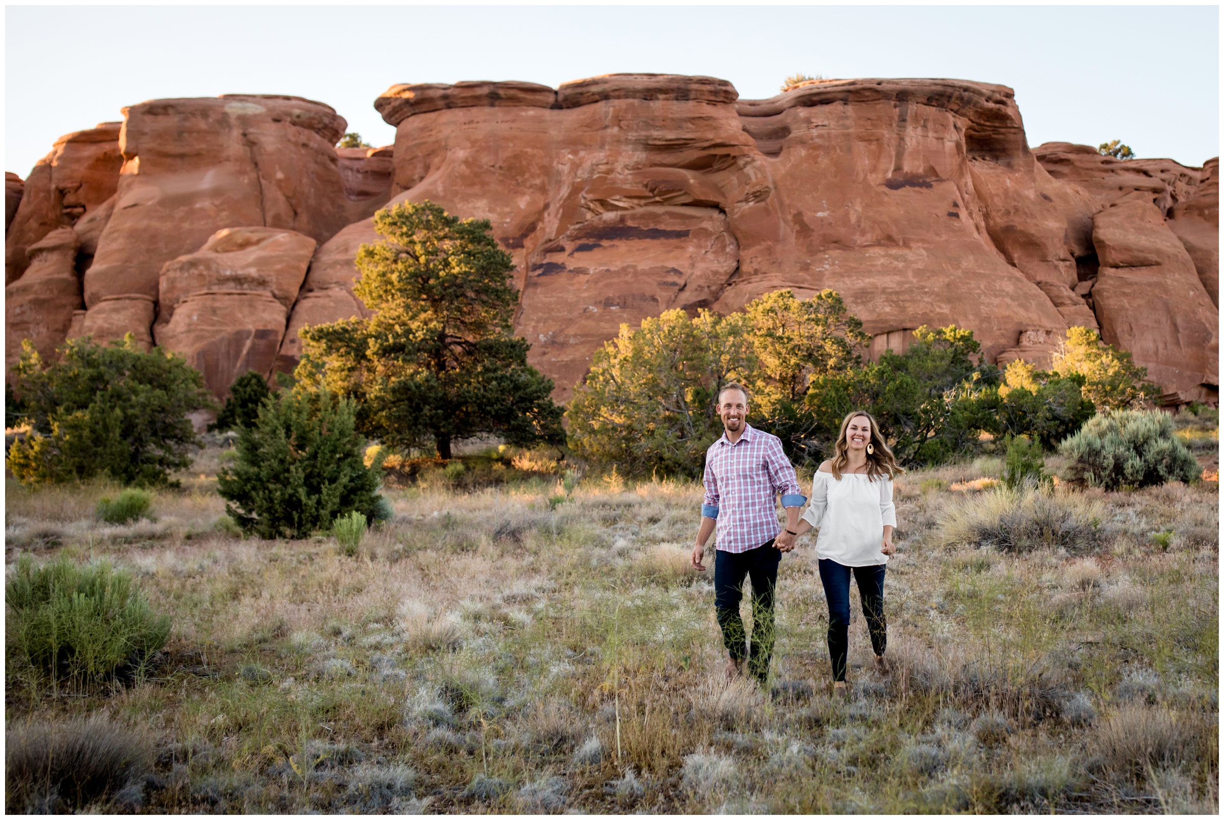 Couple's anniversary photos at Colorado National Monument, by Grand Junction photographer Plum Pretty Photography.