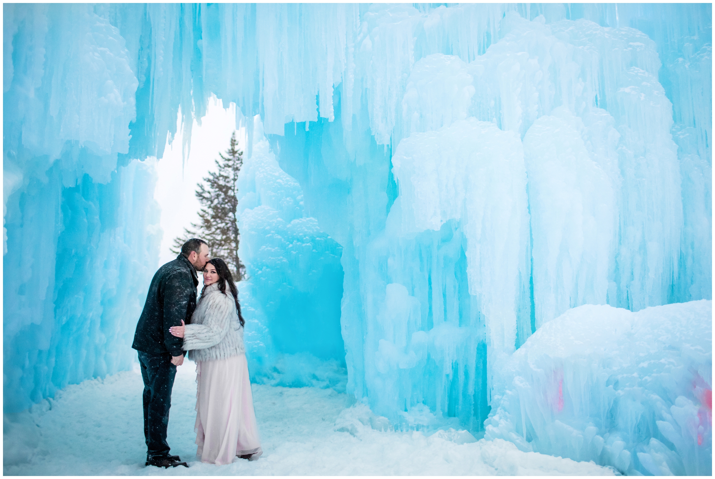 Colorado ice castles engagement pictures by Breckenridge photographer Plum Pretty Photography