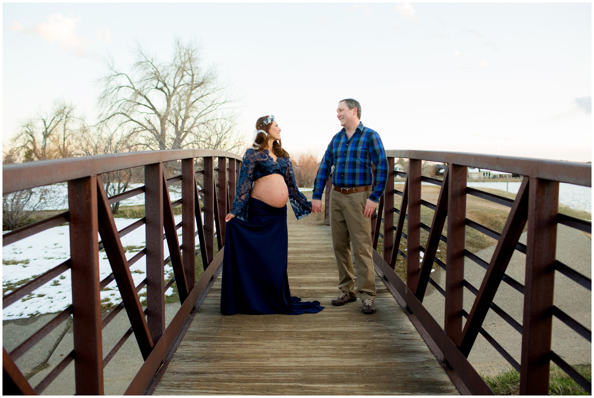 winter pregnancy pictures at Davidson Mesa Open Space by Colorado maternity photographer Plum Pretty Photography