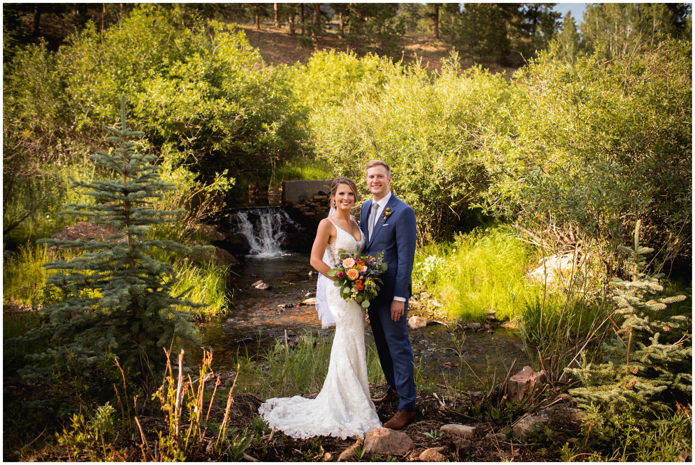 Mountain View Ranch Wedgewood wedding photos by Colorado photographer Plum Pretty Photography