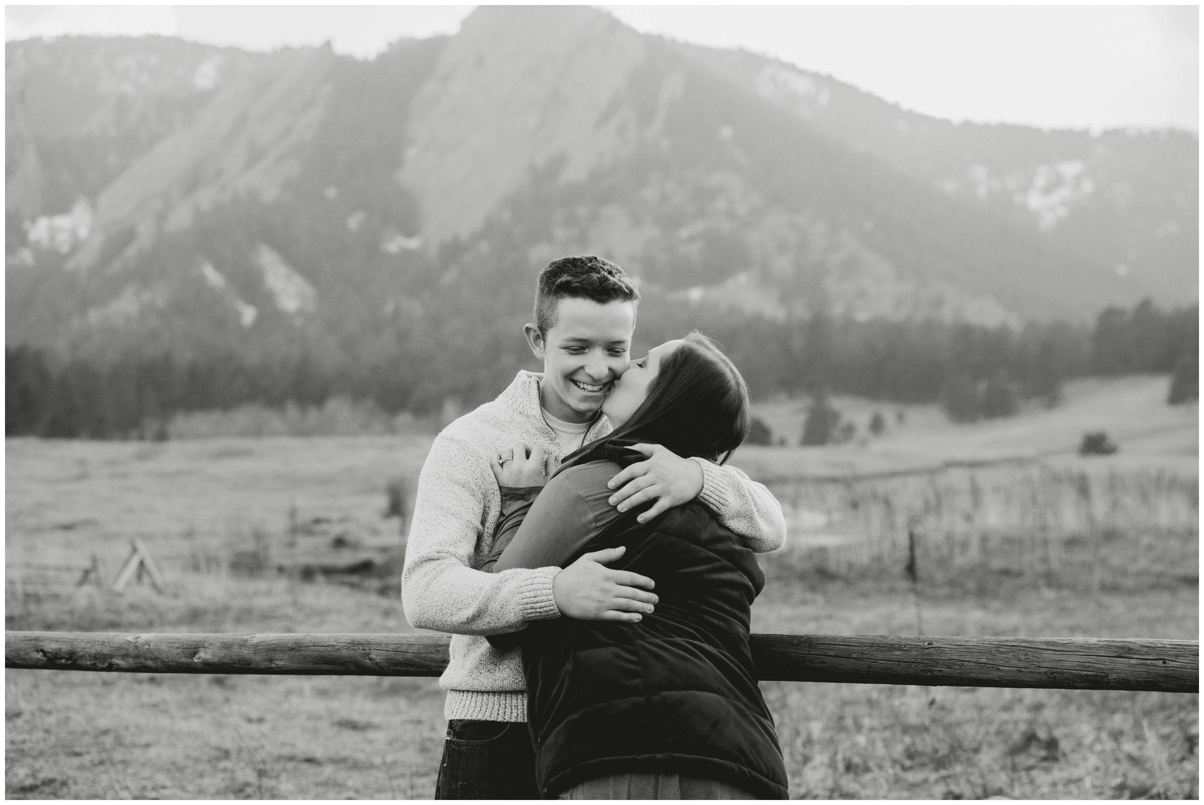 Boulder Colorado engagement pictures at Chautauqua by wedding photographer Plum Pretty Photography