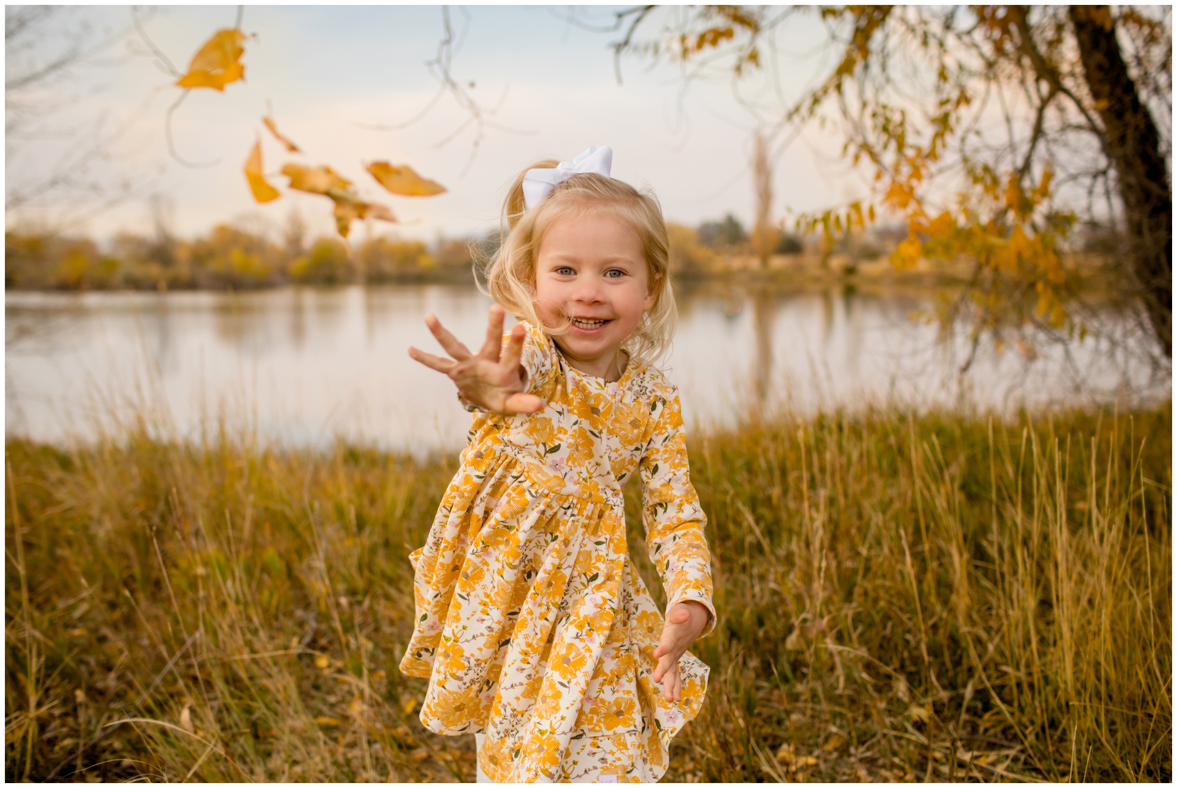 Colorado fall mini sessions at Golden Ponds by Longmont portrait photographer Plum Pretty Photography