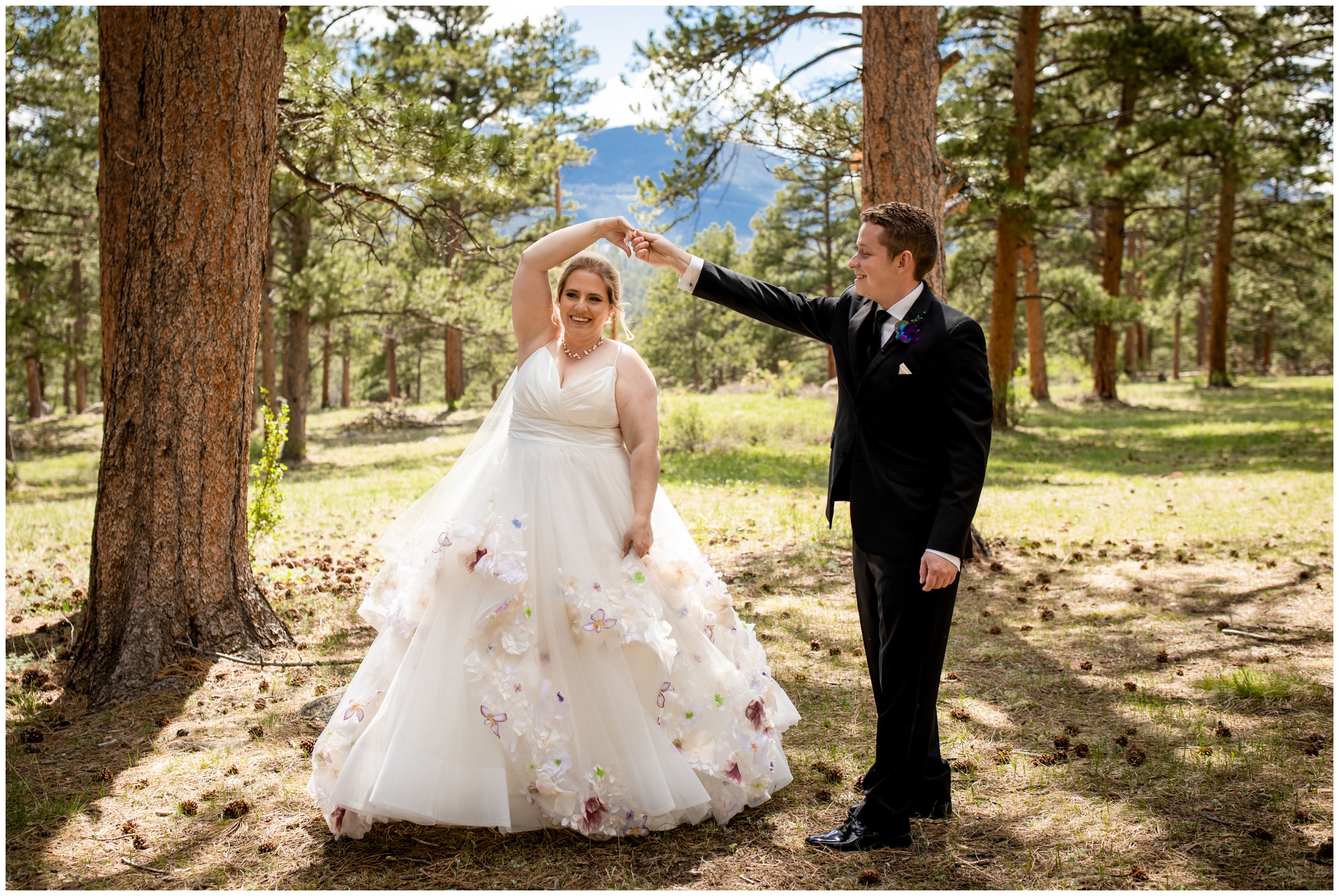 Della Terra wedding photography during late spring by Estes Park Colorado photographer Plum Pretty Photography