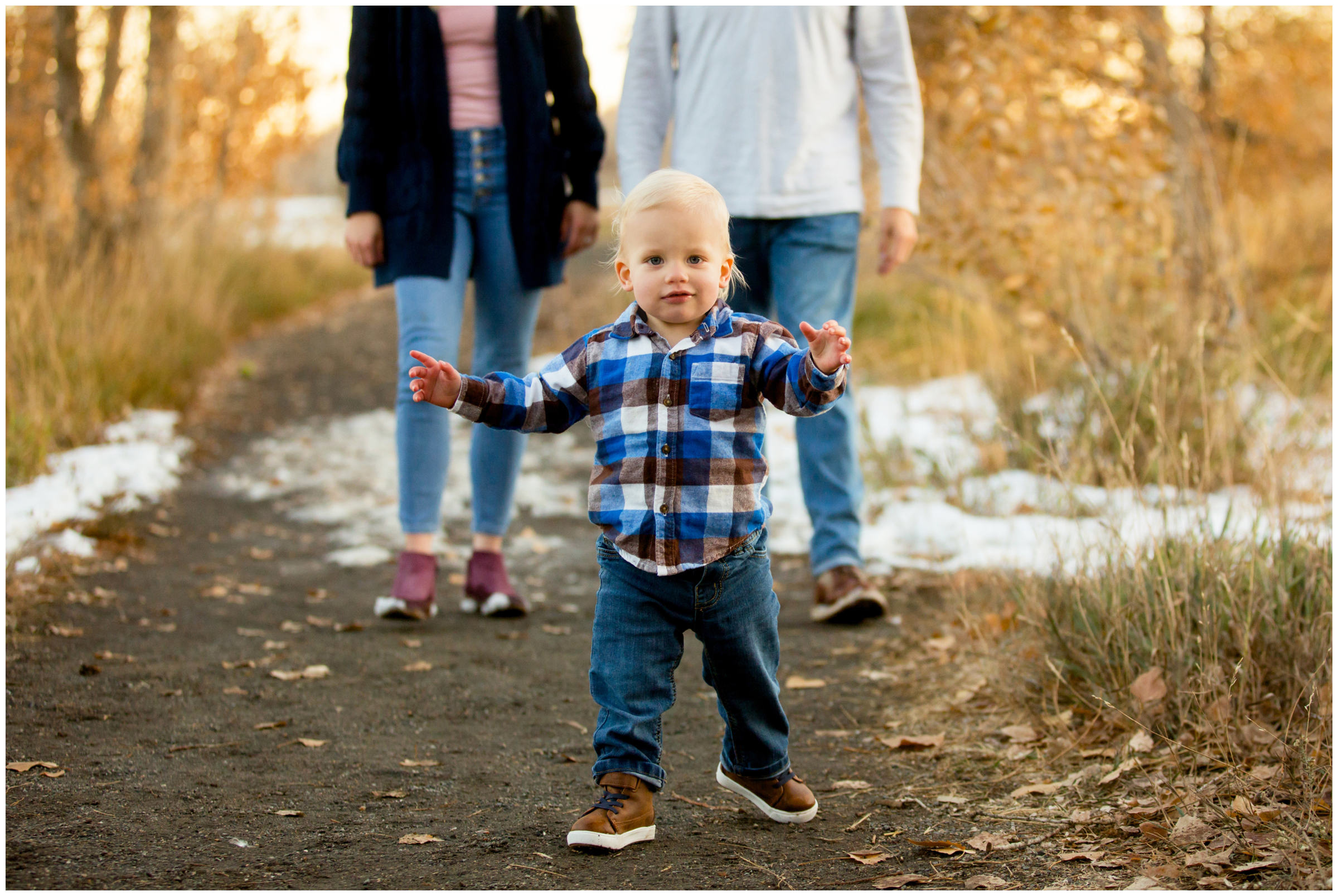 Fort Collins family portraits at Riverbend Ponds by Colorado photographer Plum Pretty Photography
