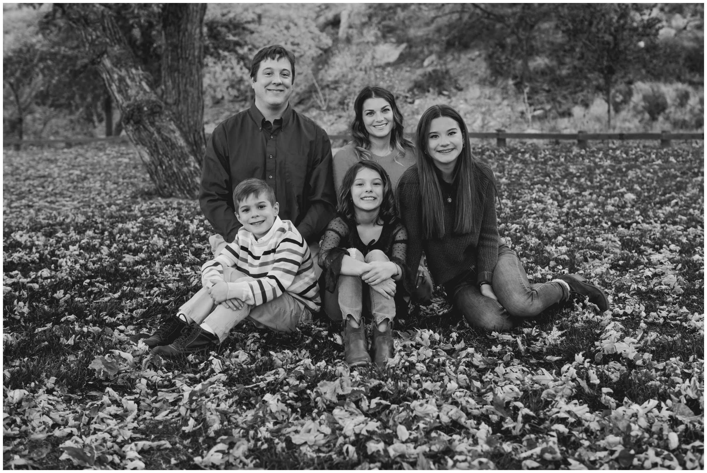 Lyons family photos at Lavern M. Johnson Park by Colorado portrait photographer Plum Pretty Photography