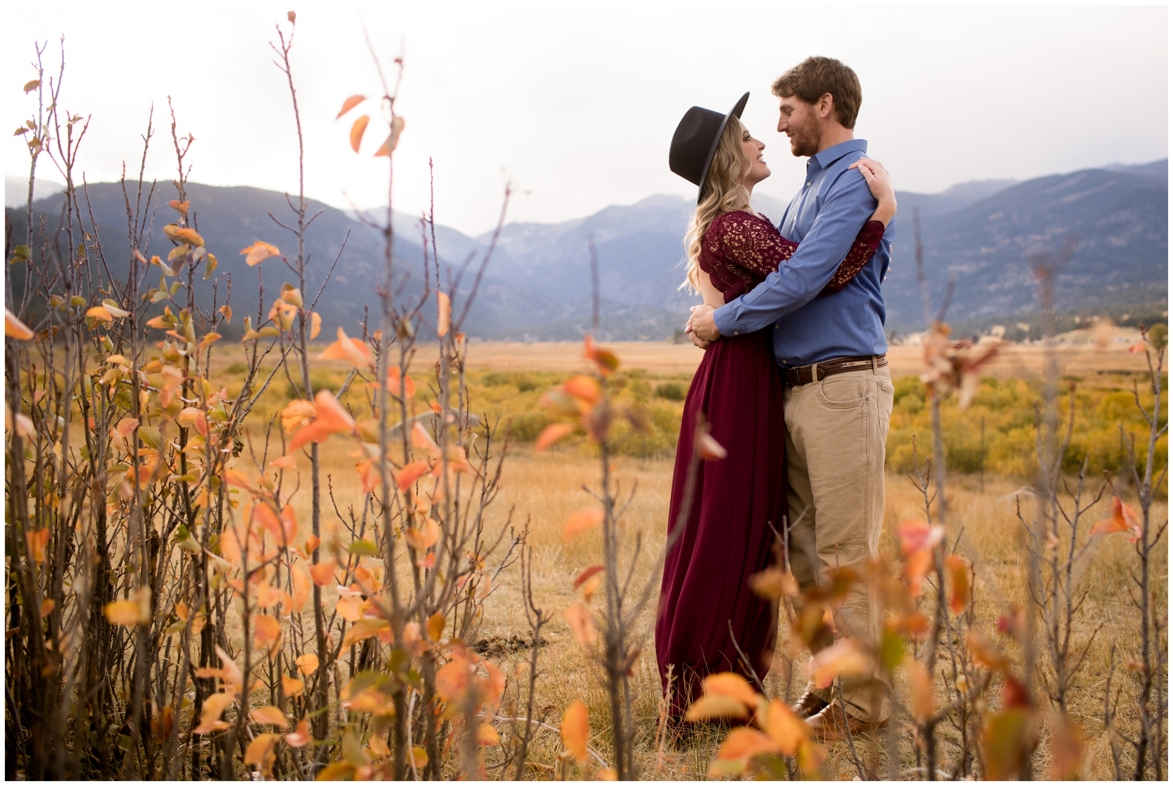 fall engagement photography inspiration in Moraine Park RMNP Colorado 