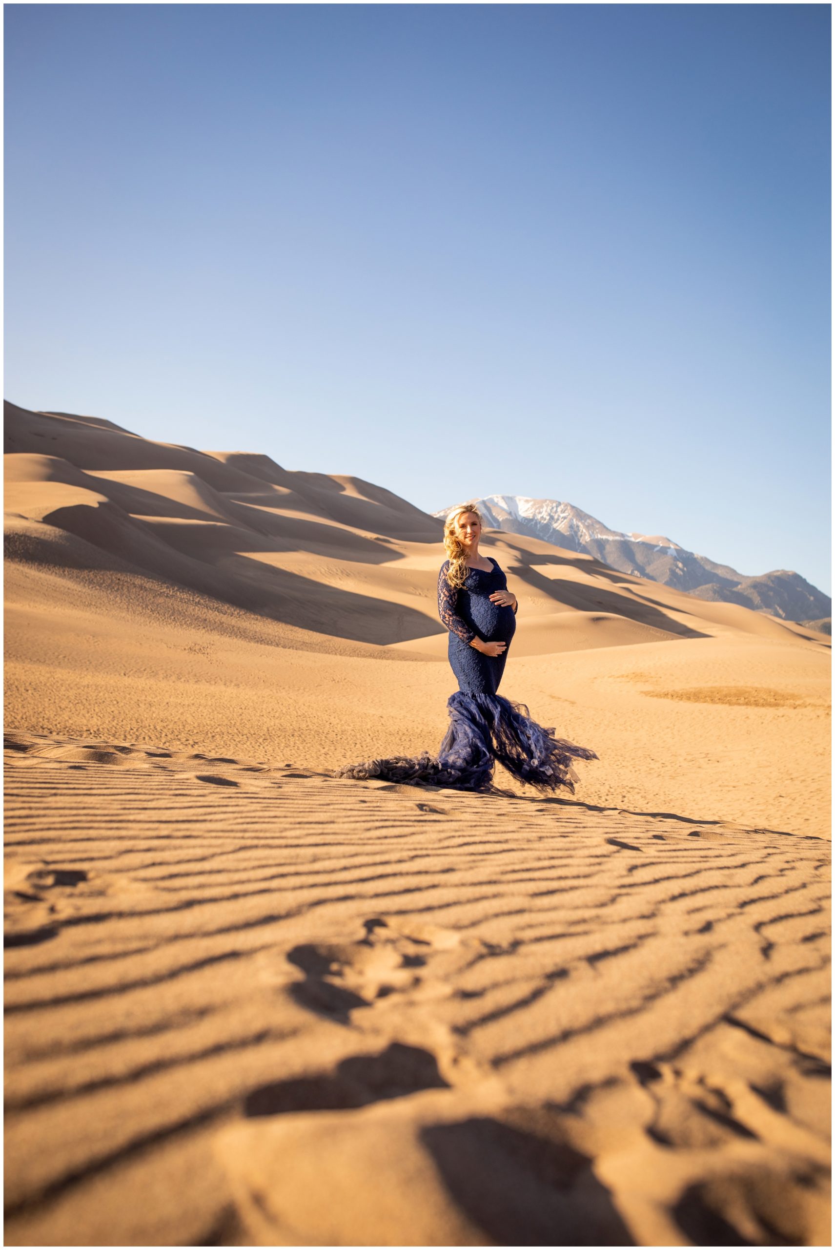 unique maternity portraits at the Great Sand Dunes National Park in Colorado 