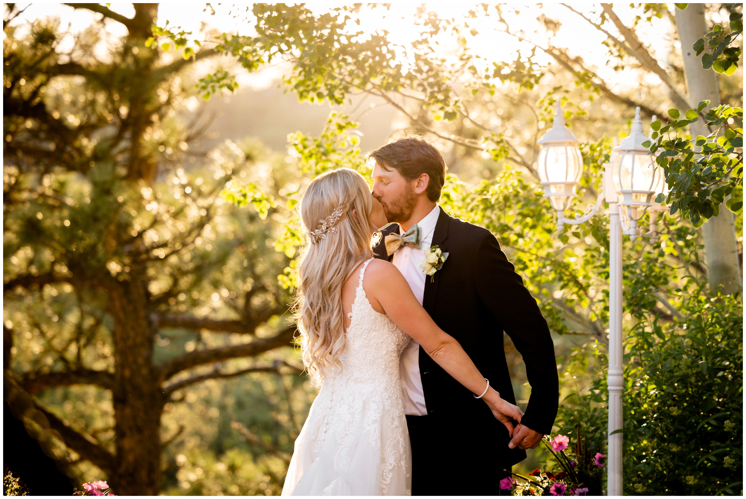 Lionscrest Manor summer wedding photos and inspiration by Lyons Colorado photographer Plum Pretty Photography