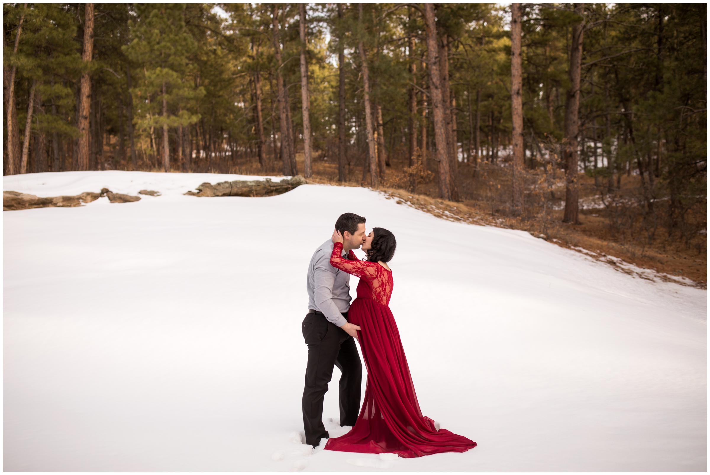 Colorado winter maternity photos in a forest setting by CO portrait photographer Plum Pretty Photography
