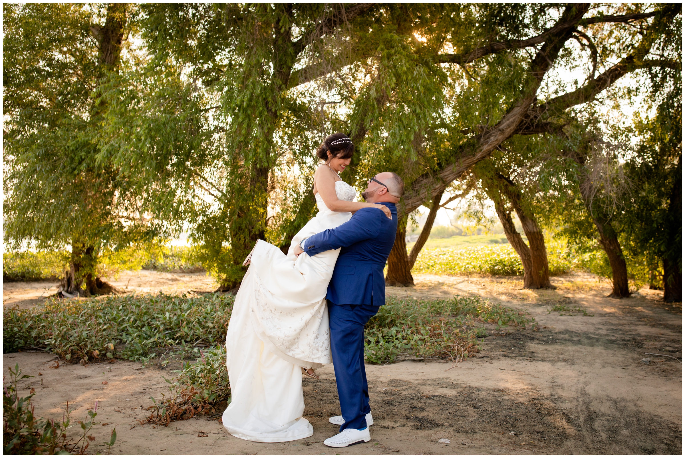 Barr Lake State Park wedding photos at sunrise by Colorado photographer Plum Pretty Photography