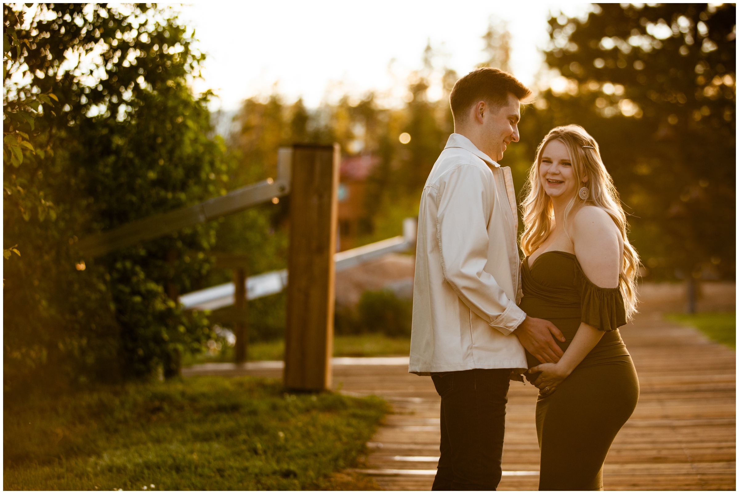 Grand Lake maternity photos at Point Park by Colorado mountain photographer Plum Pretty Photography