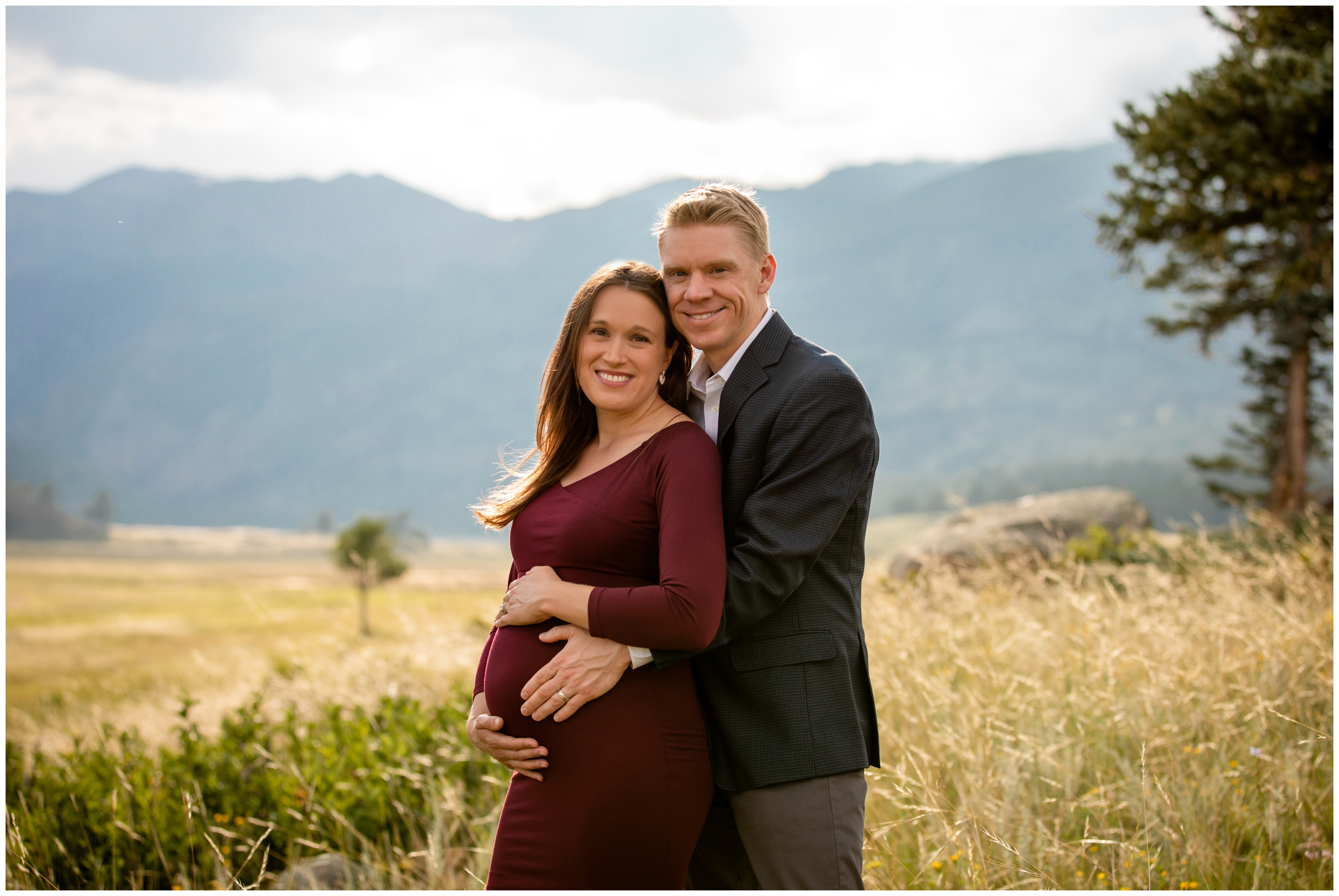 pregnancy photo shoot in the Colorado mountains