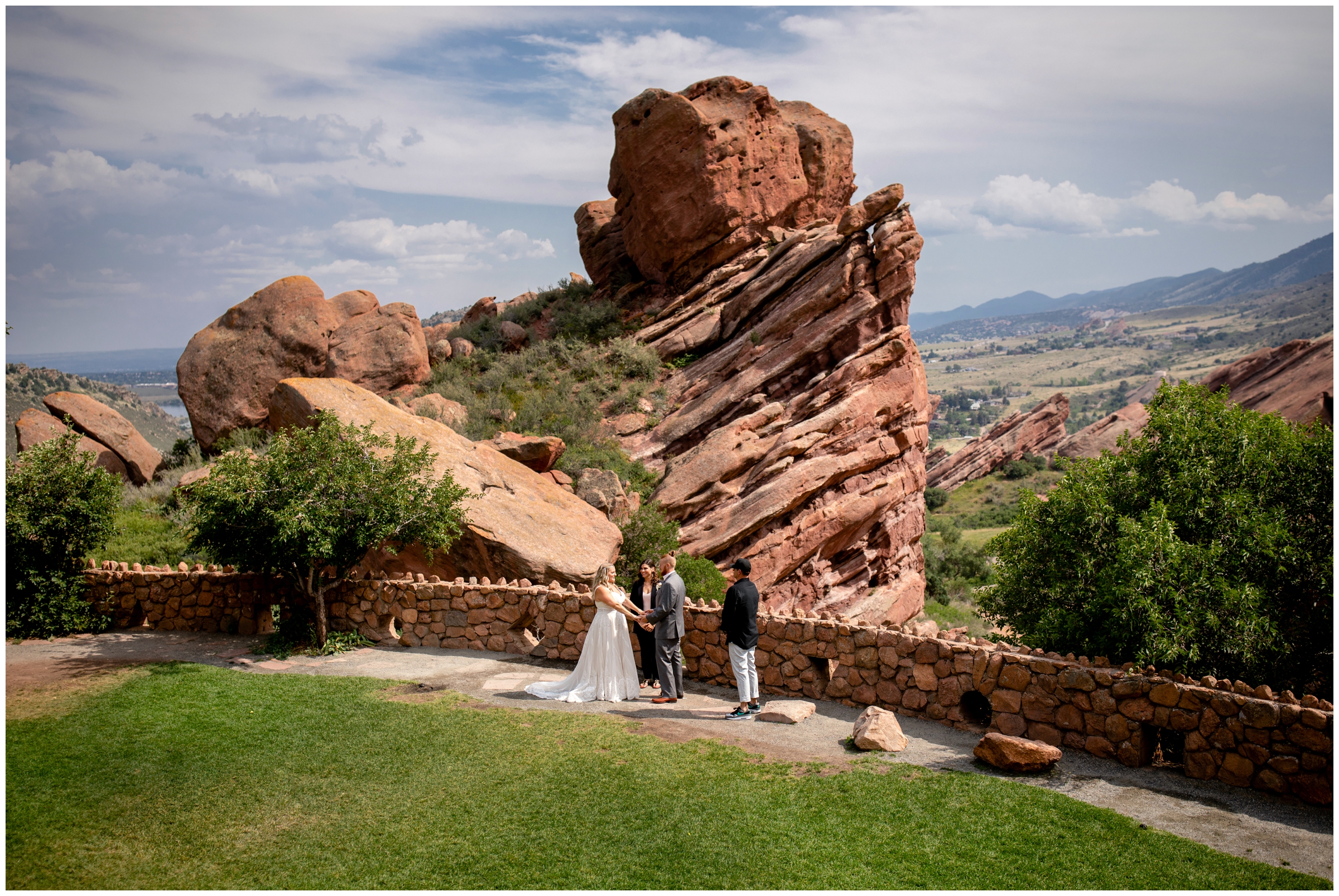 Colorado summer elopement wedding ceremony pictures at Red Rocks Trading Post