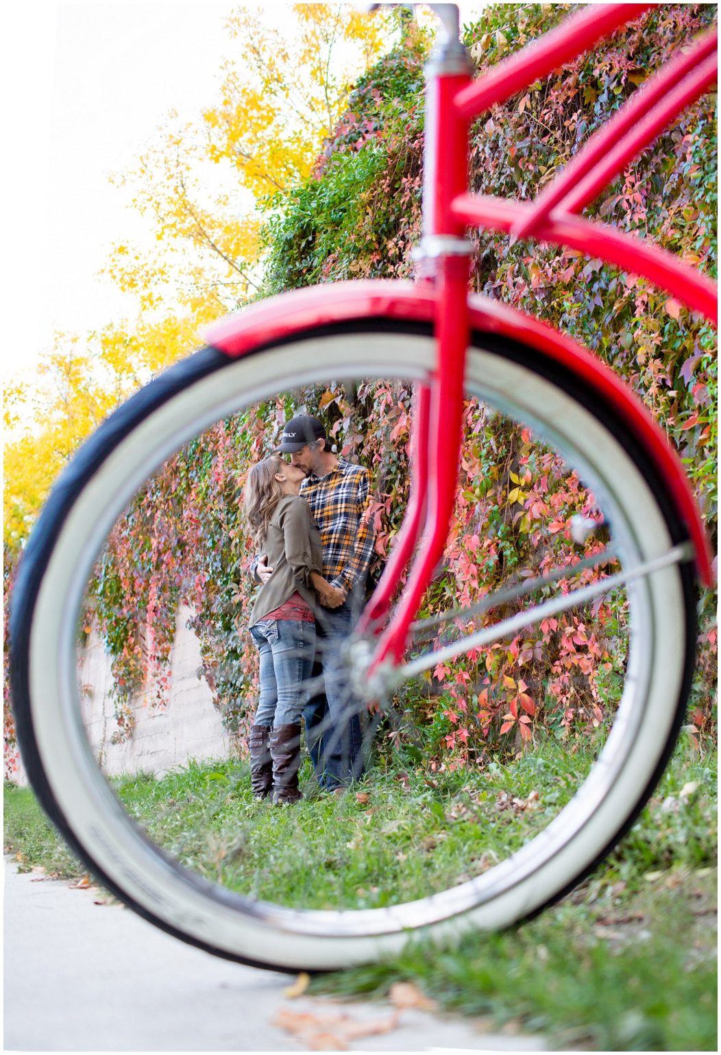 picture of bicycle engagement photos