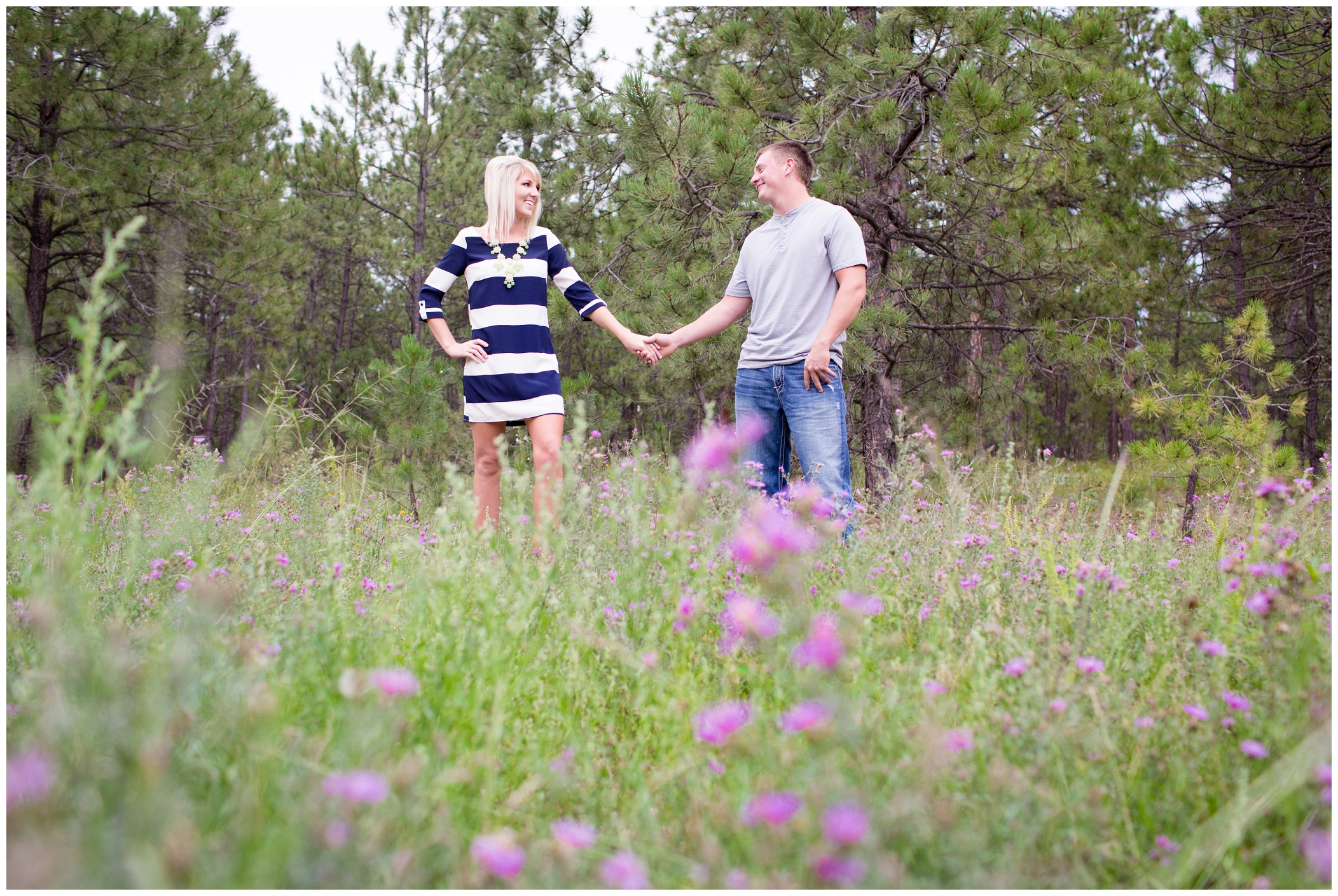 picture of Colorado Springs engagement photos