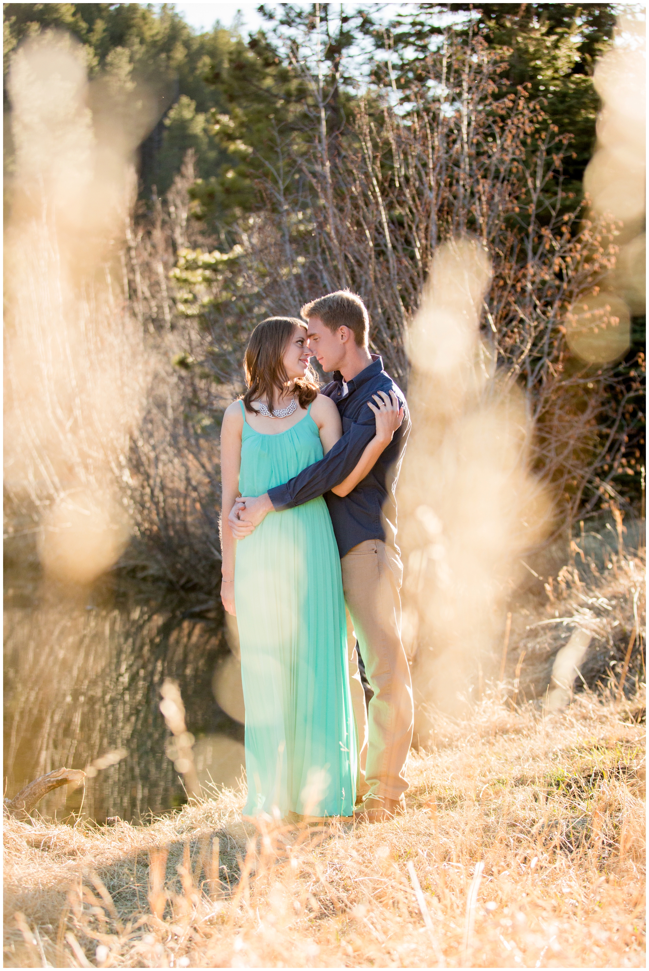 picture of Golden engagement photography