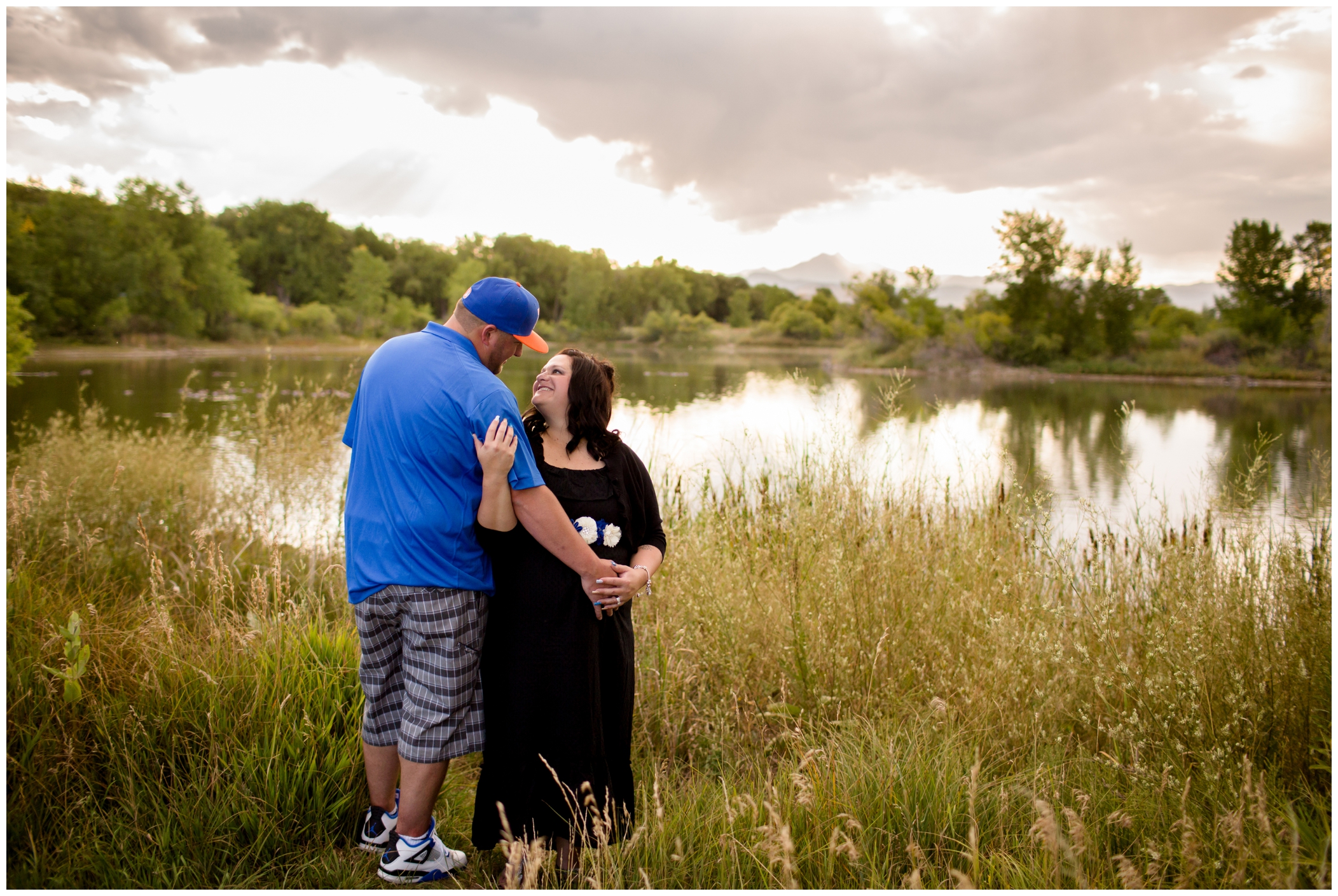 Longmont Colorado maternity photos at Golden Ponds