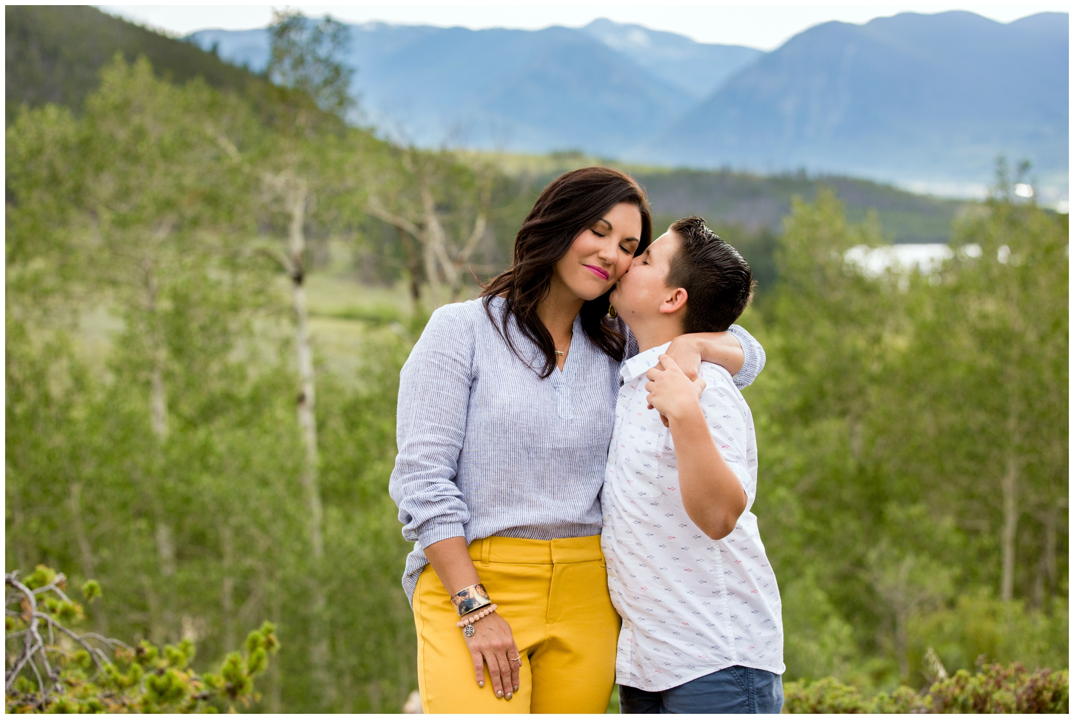 Breckenridge family photographs at Sapphire Point by Colorado portrait photographer Plum Pretty Photography 