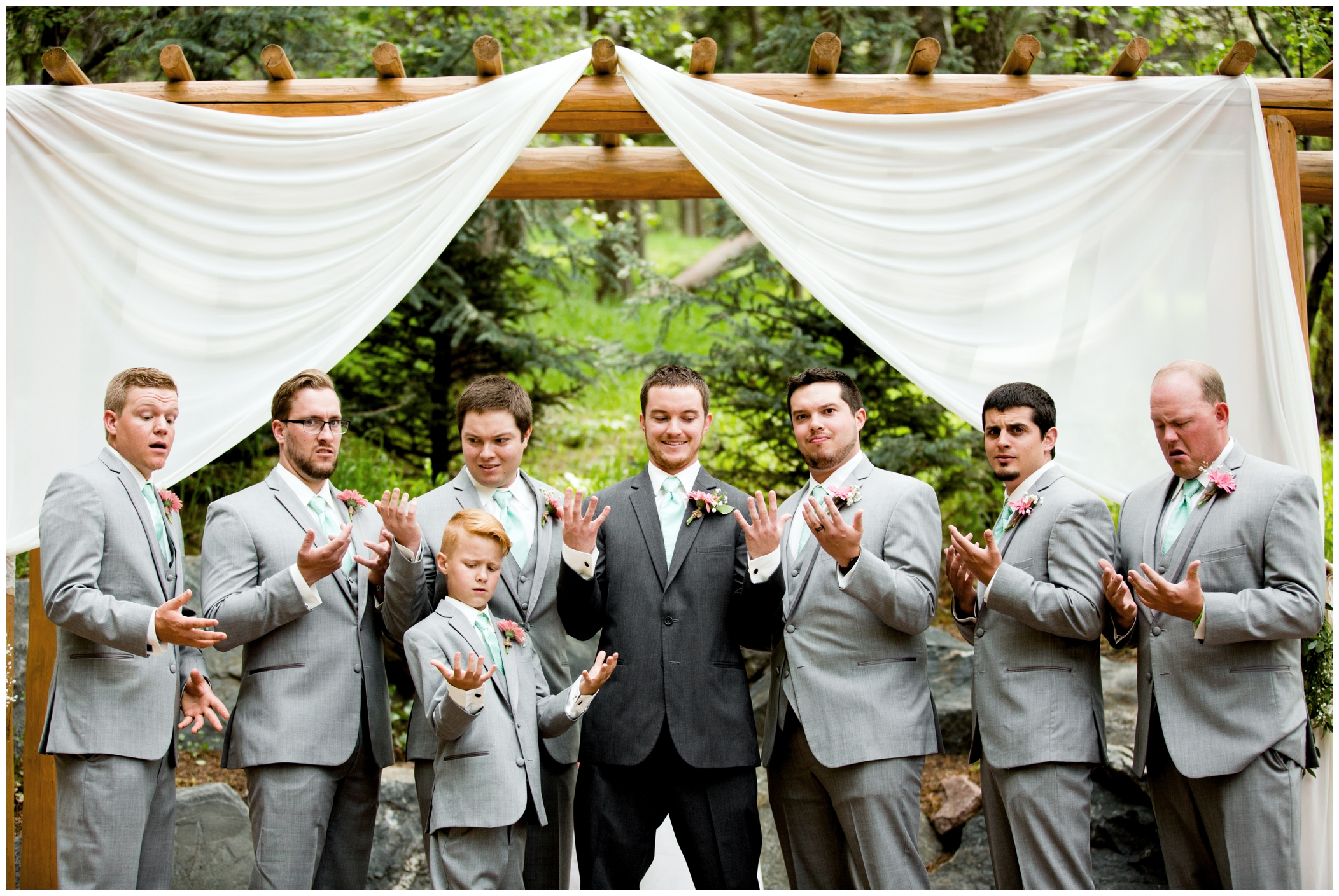 funny Colorado groomsmen photographs 