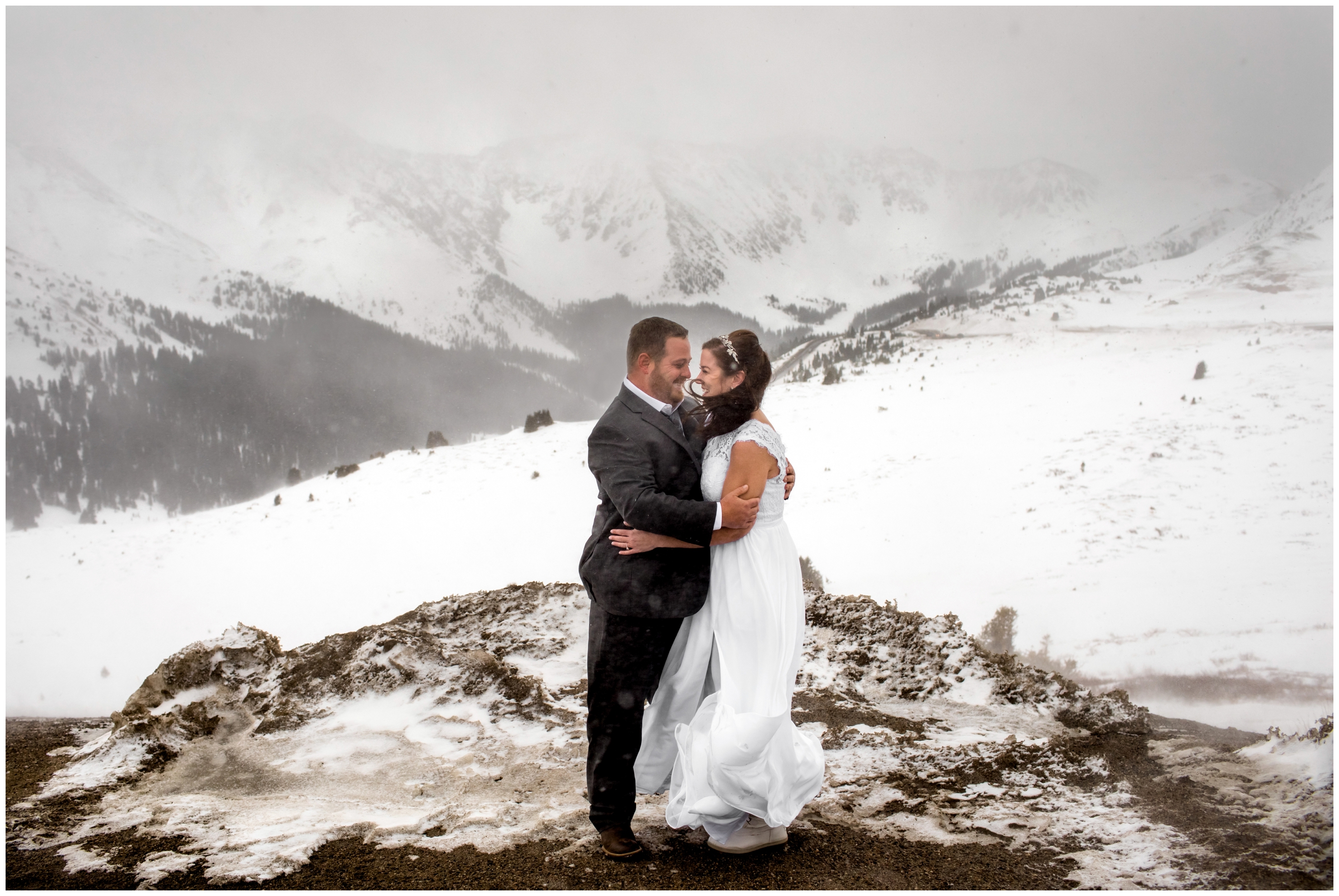 Colorado winter elopement photos by mountain wedding photographer Plum Pretty Photography