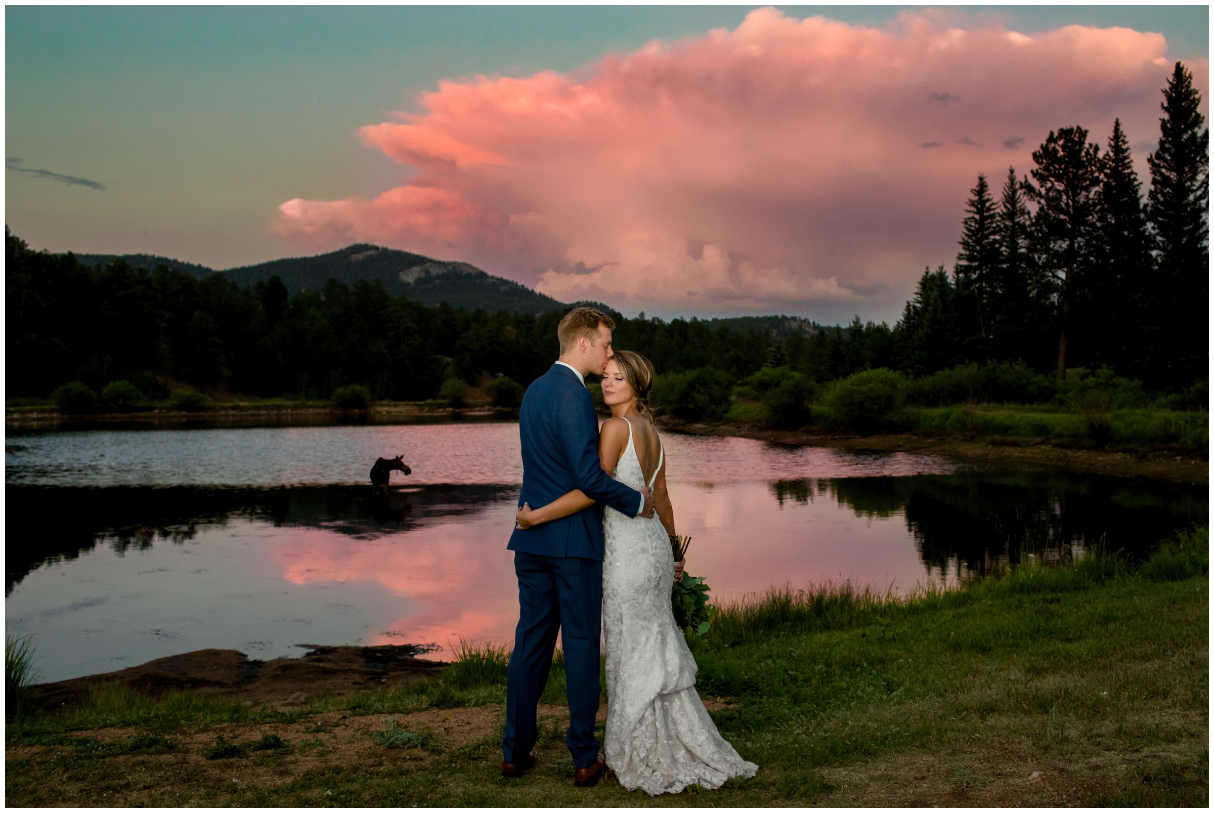 sunset portraits at Mountain View Ranch Wedgewood wedding by Colorado photographer Plum Pretty Photography
